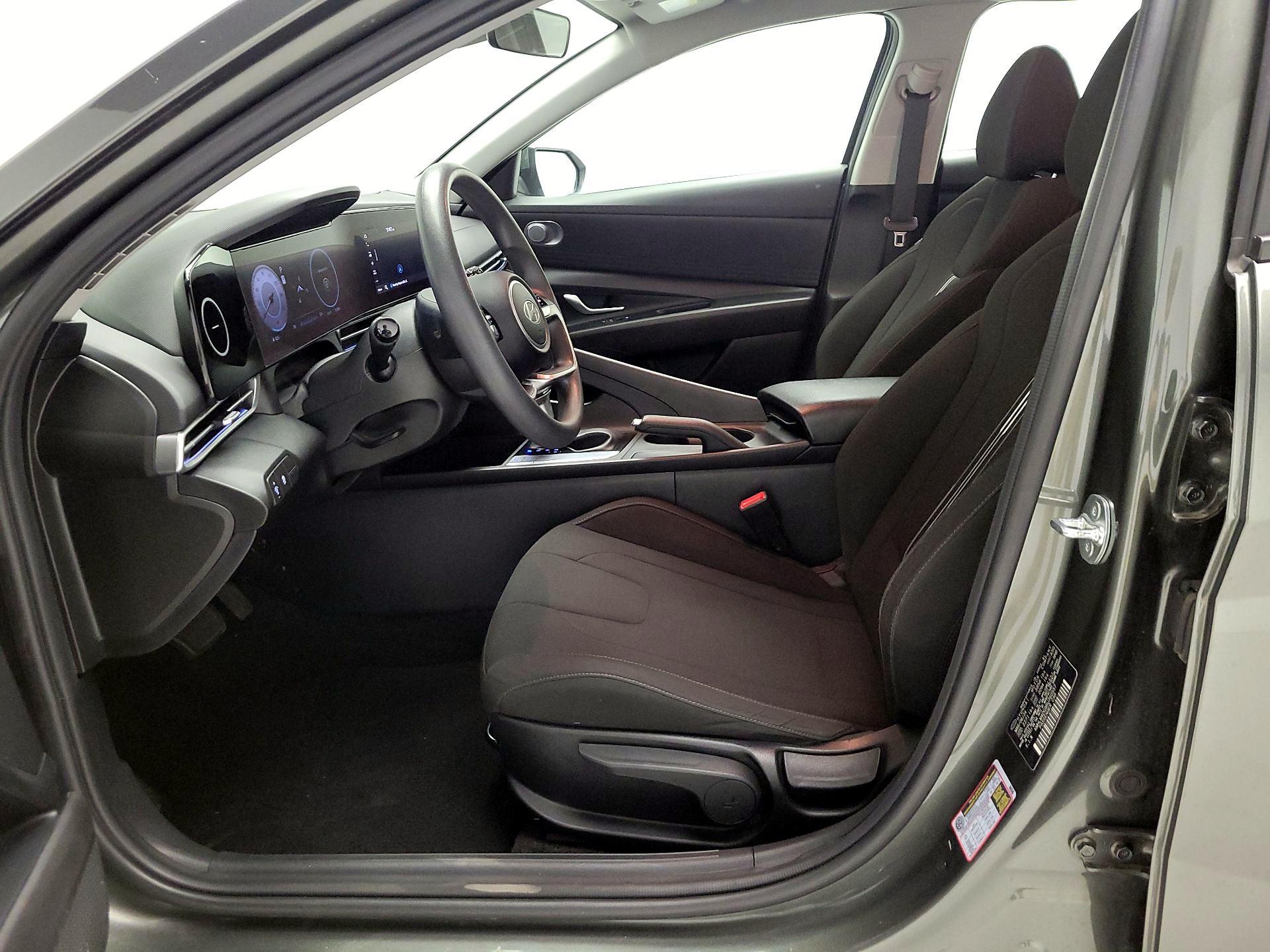 Thumbnail: 2024 Hyundai Elantra - 11