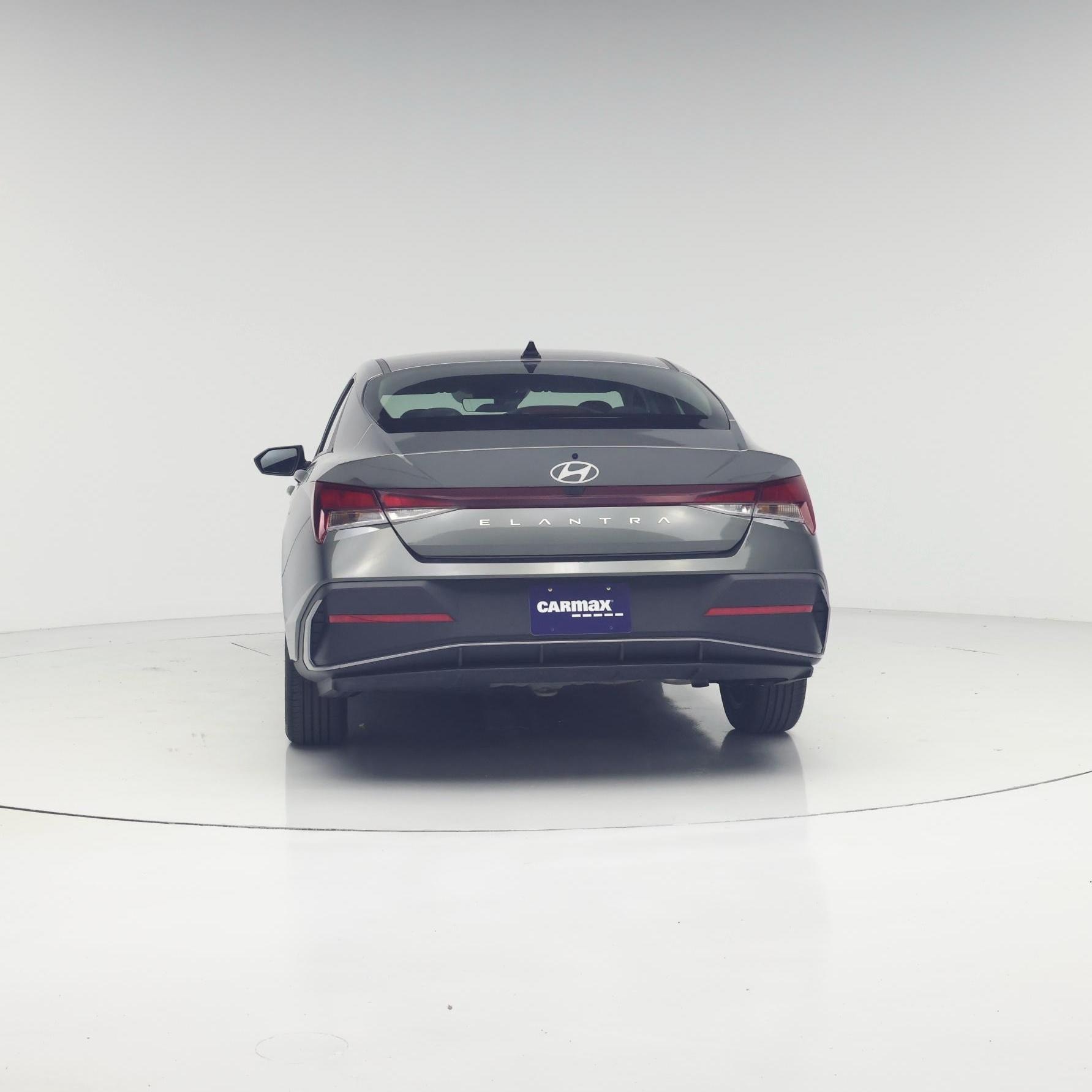 Thumbnail: 2024 Hyundai Elantra - 6