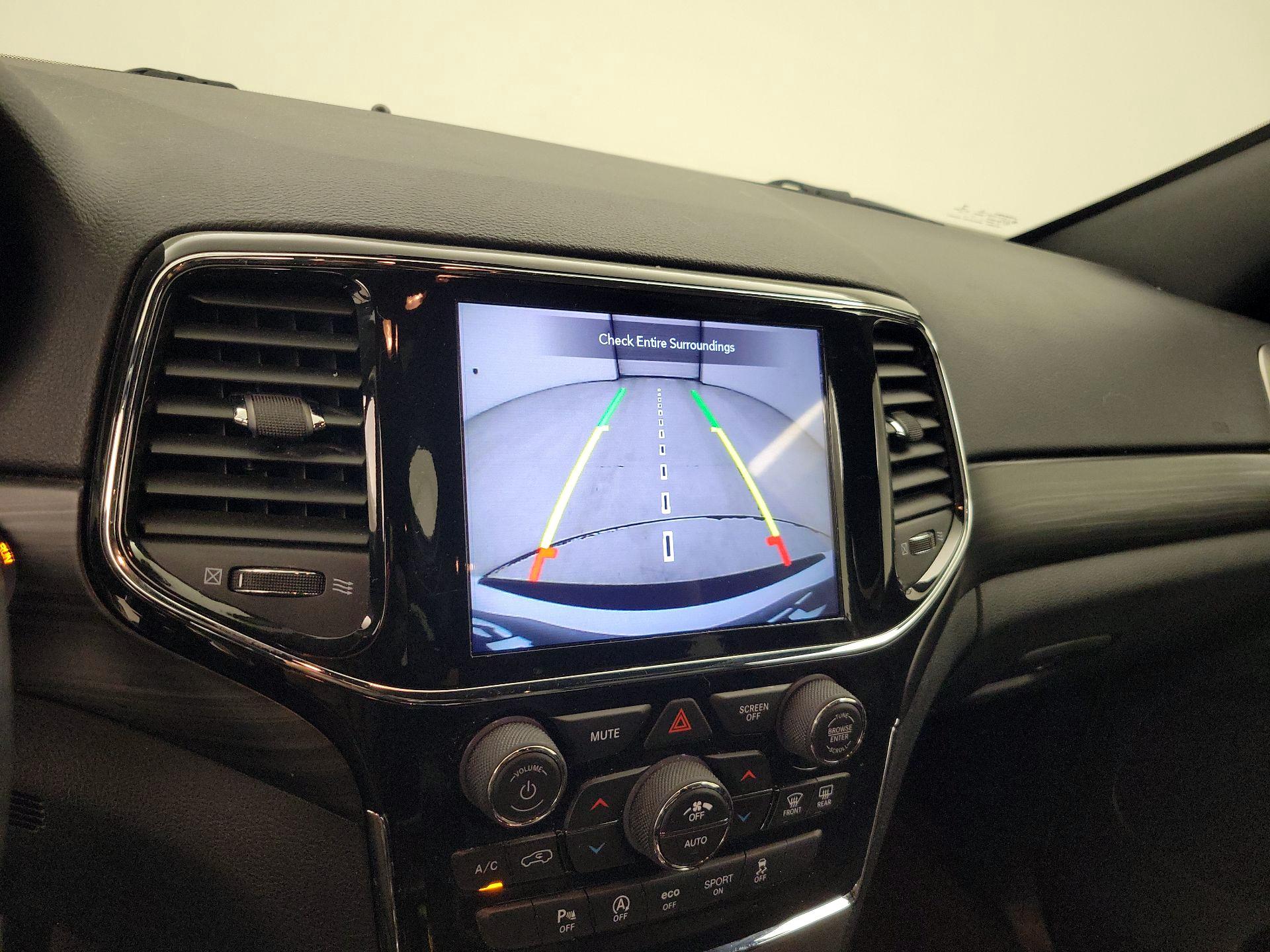 Thumbnail: 2022 Jeep Grand Cherokee - 15
