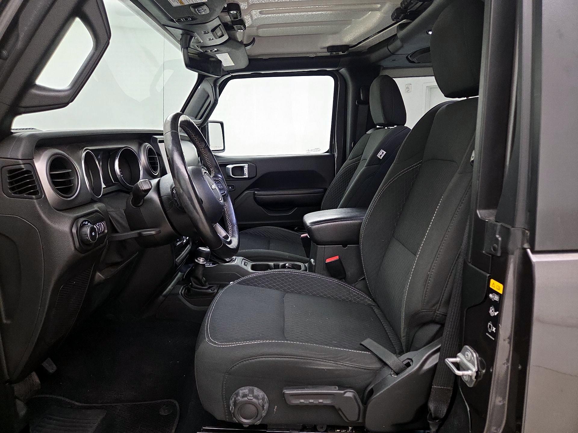 Thumbnail: 2021 Jeep Wrangler - 11
