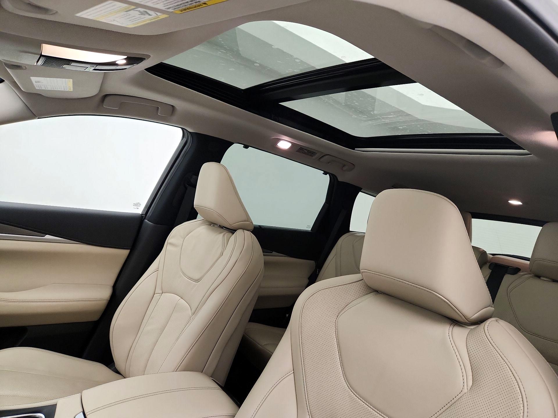 Thumbnail: 2023 INFINITI QX60 - 20