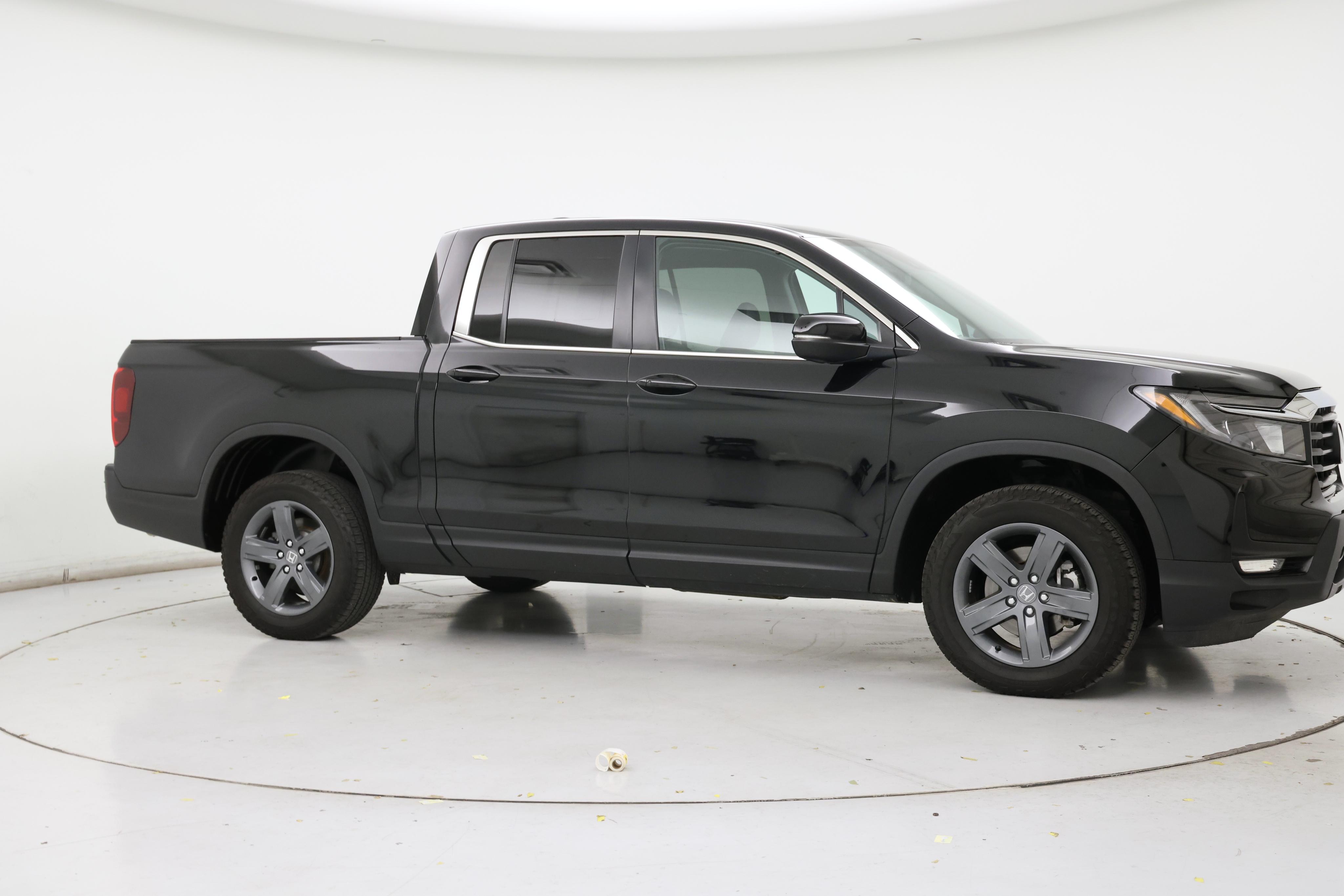 Thumbnail: 2023 Honda Ridgeline - 3