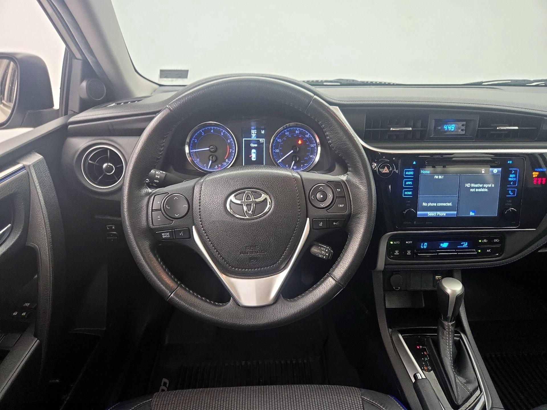 Thumbnail: 2019 Toyota Corolla - 10