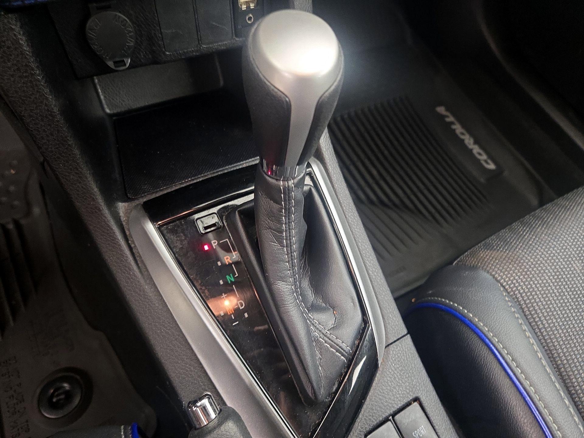 Thumbnail: 2019 Toyota Corolla - 17