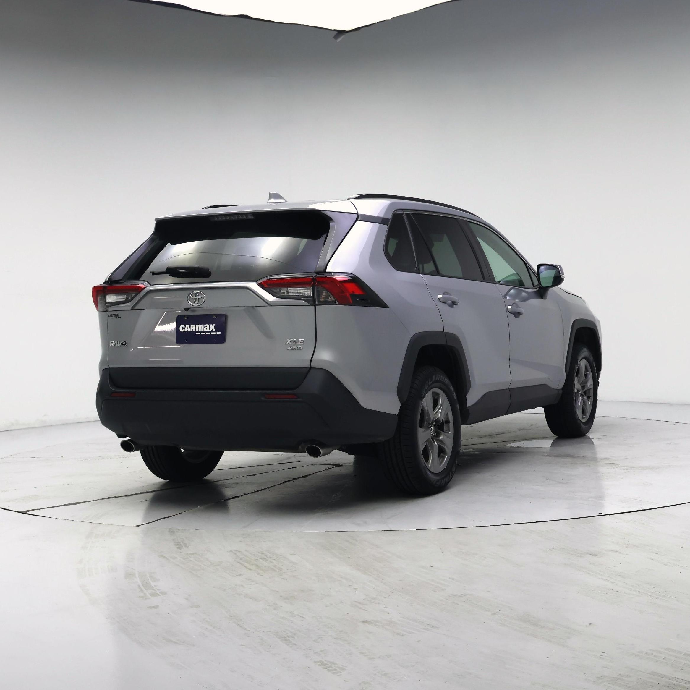 Thumbnail: 2024 Toyota RAV4 - 8