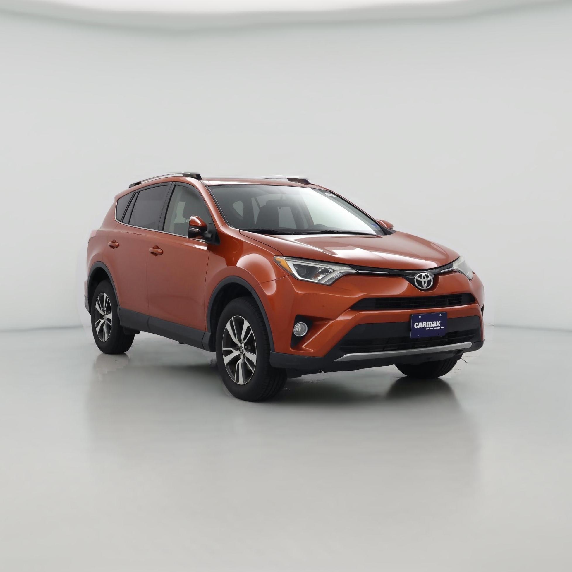 Thumbnail: 2016 Toyota RAV4 - 1