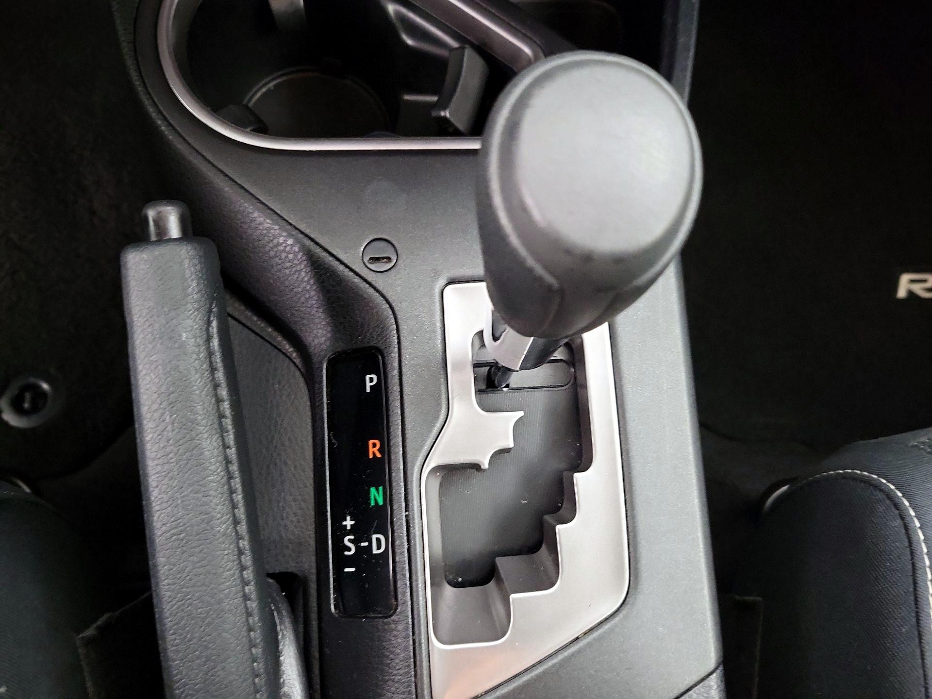 Thumbnail: 2016 Toyota RAV4 - 17