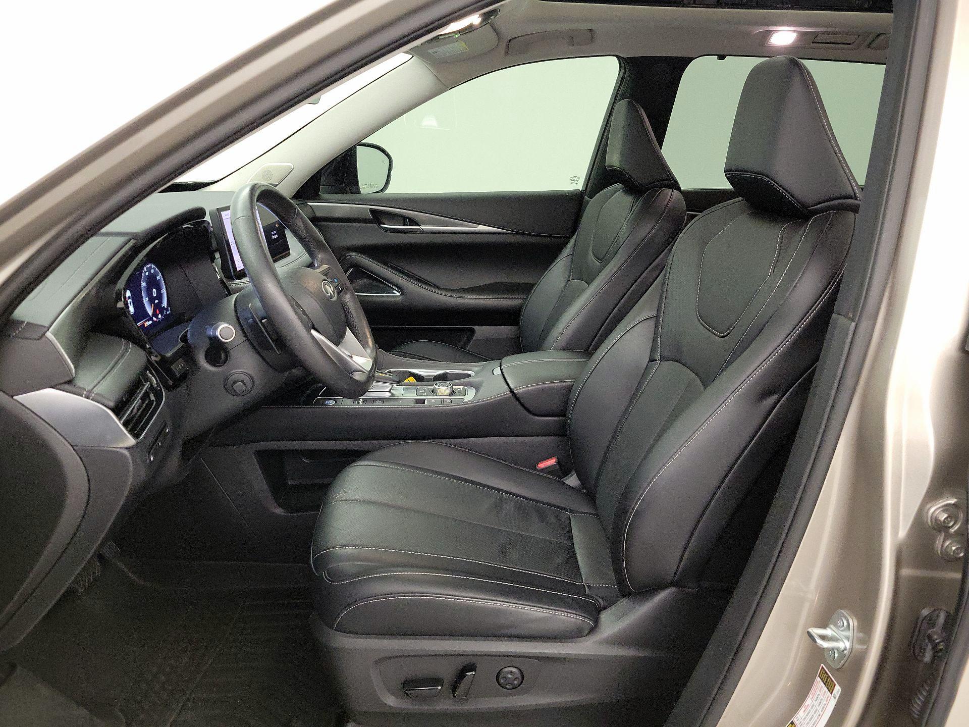 Thumbnail: 2023 INFINITI QX60 - 11