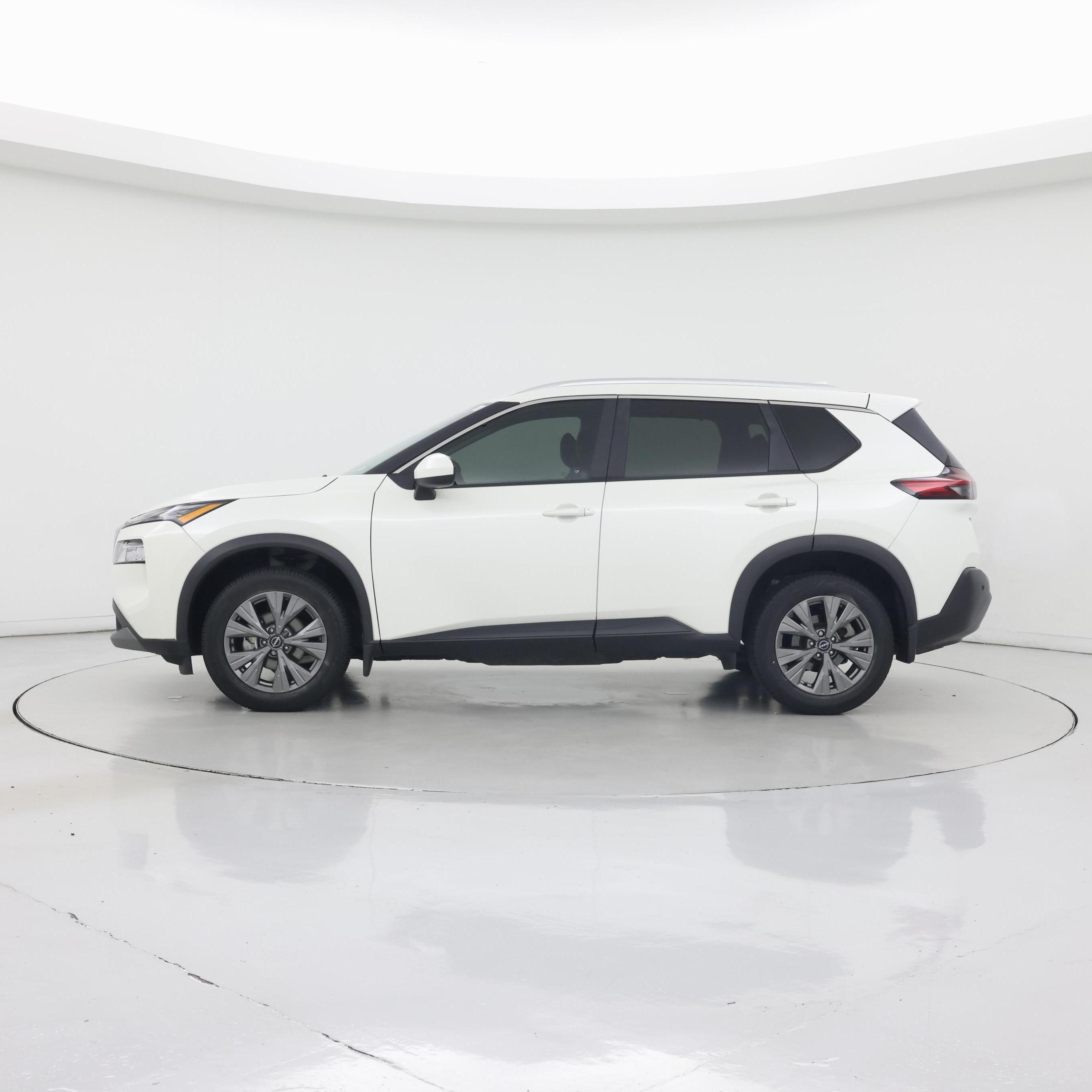 Thumbnail: 2023 Nissan Rogue - 3