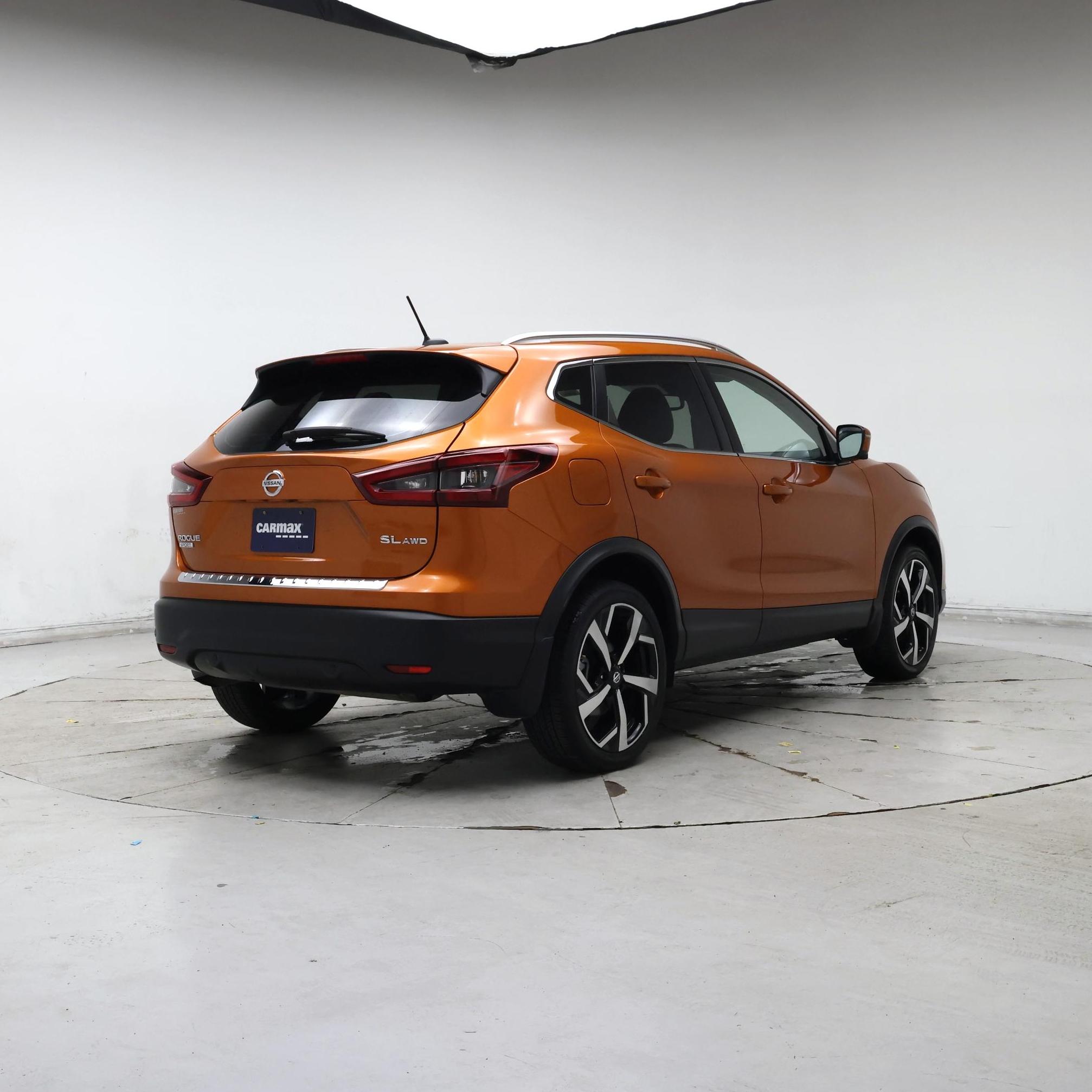 Thumbnail: 2022 Nissan Rogue Sport - 8