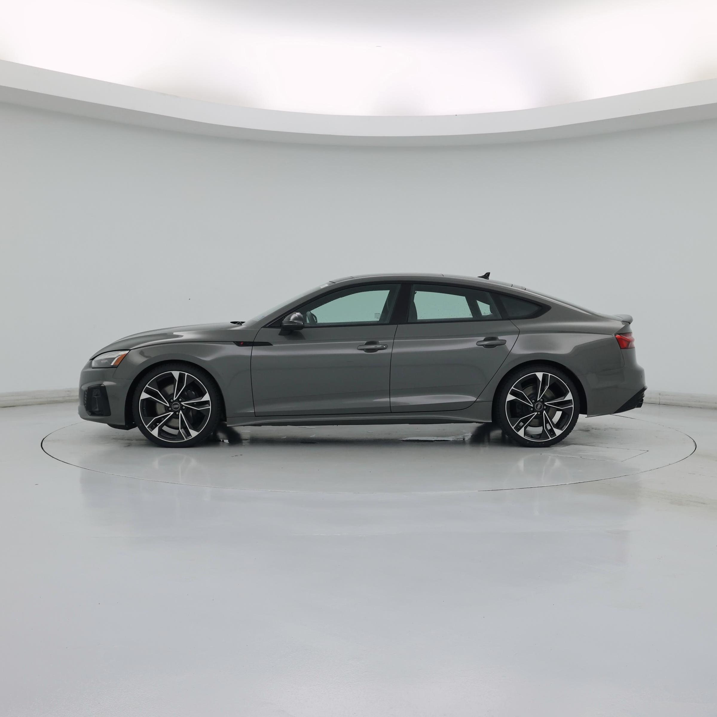 Thumbnail: 2023 Audi S5 - 3