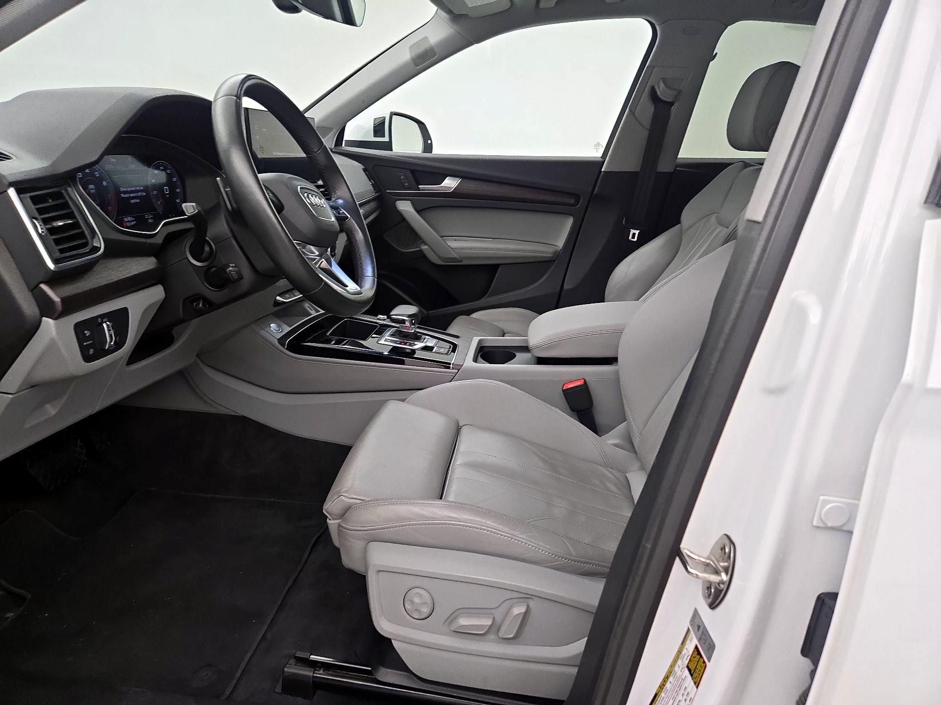 Thumbnail: 2024 Audi Q5 - 11