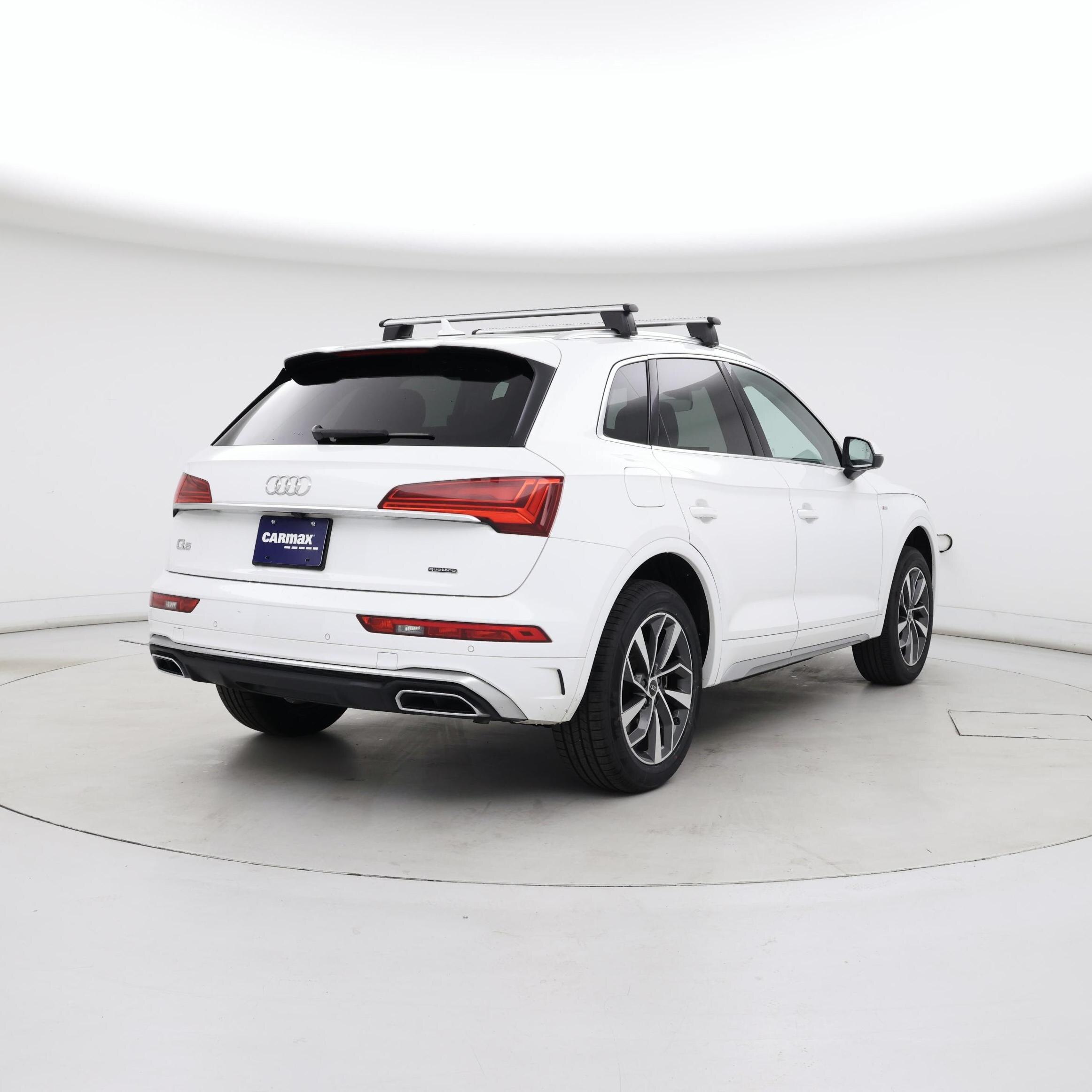 Thumbnail: 2024 Audi Q5 - 8