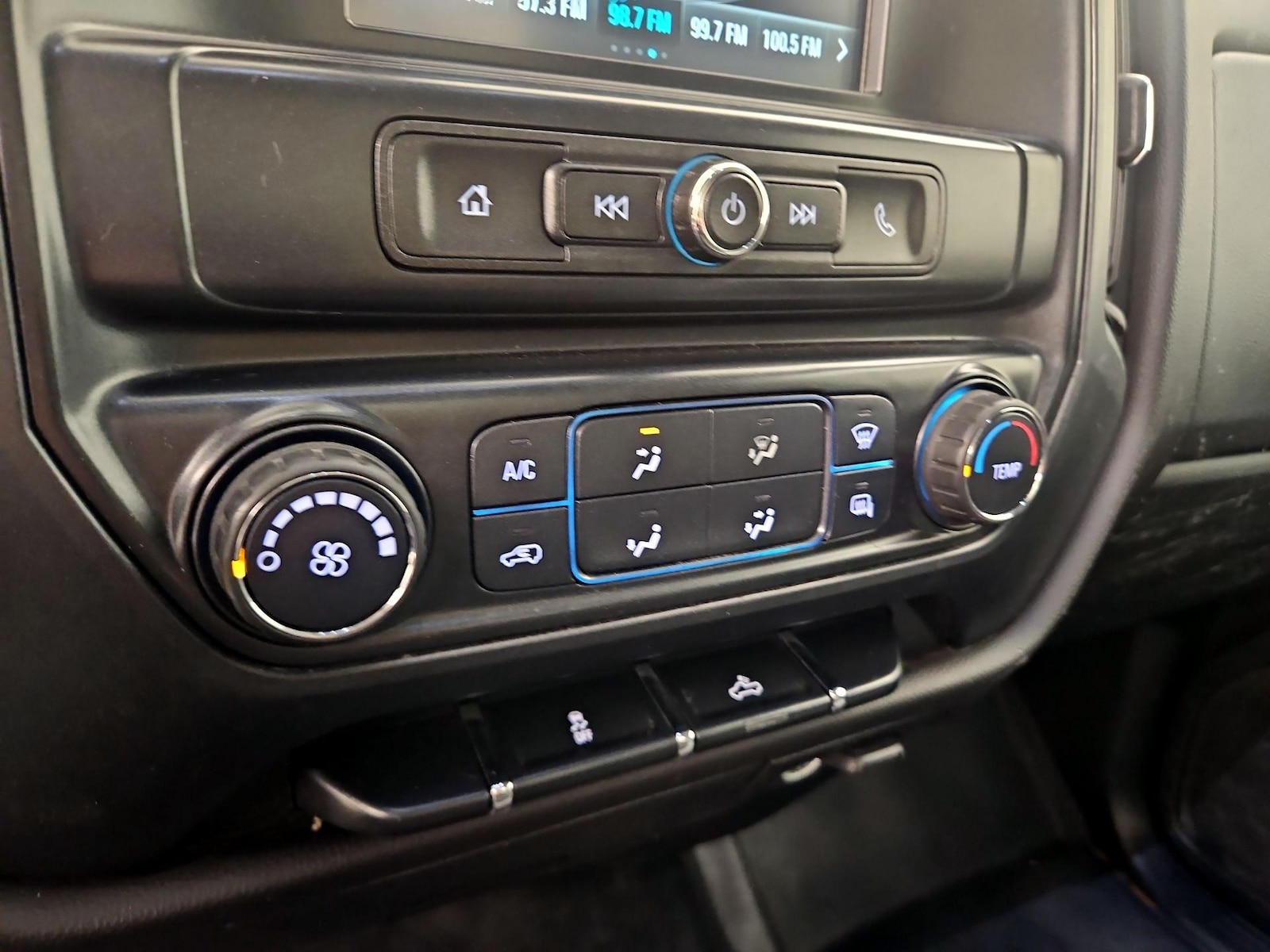 2018 Chevrolet Silverado 1500 Work Truck 1WT - Photo 17