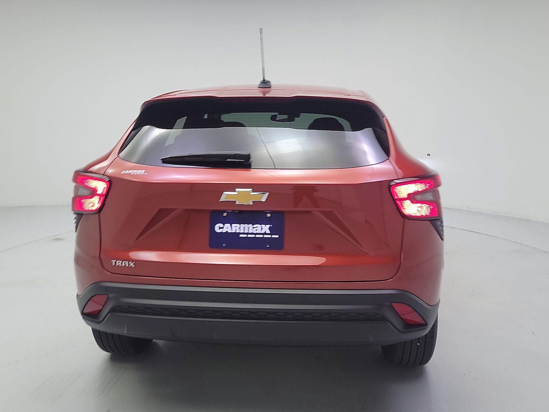 Thumbnail: 2024 Chevrolet Trax - 6