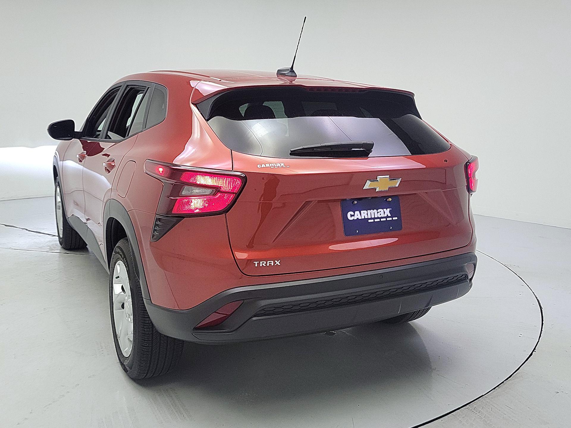 Thumbnail: 2024 Chevrolet Trax - 7