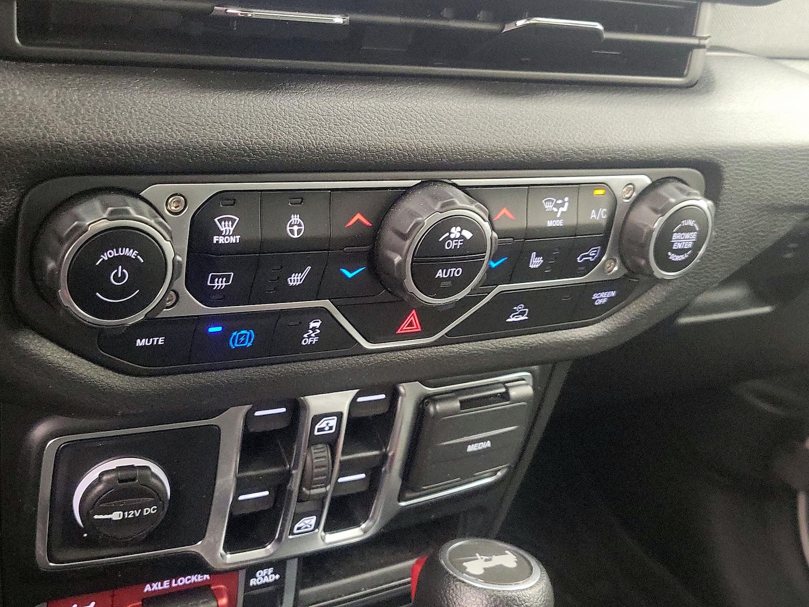 2024 Jeep Wrangler 4xe Willys 4XE - Photo 17