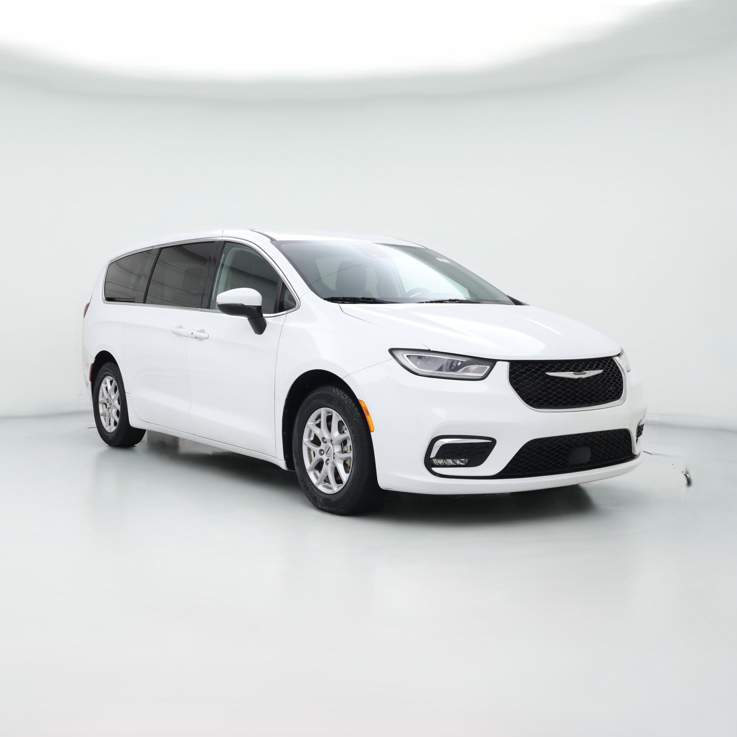 Thumbnail: 2023 Chrysler Pacifica - 1