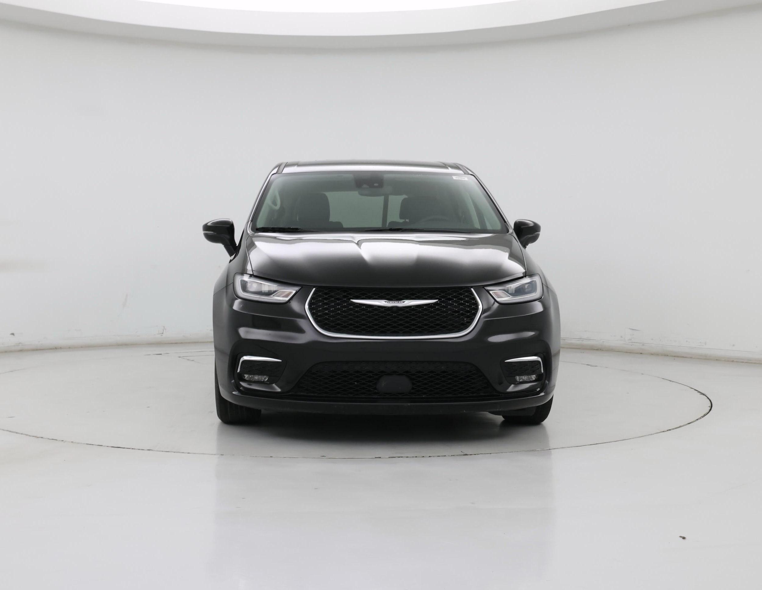 Thumbnail: 2023 Chrysler Pacifica - 5