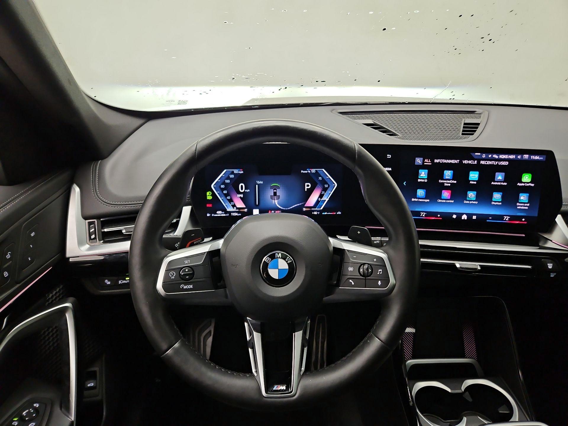 Thumbnail: 2024 BMW X1 - 10