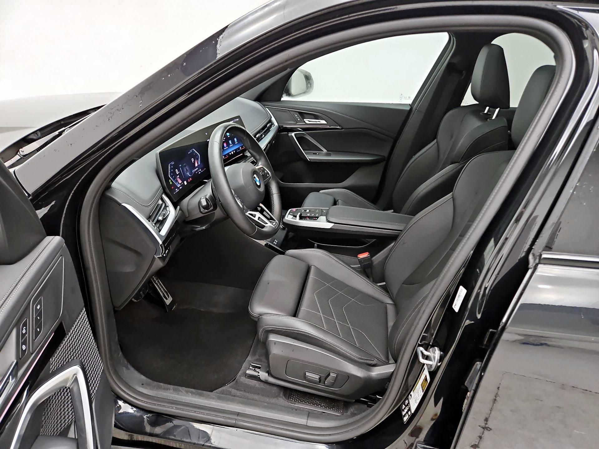 Thumbnail: 2024 BMW X1 - 11