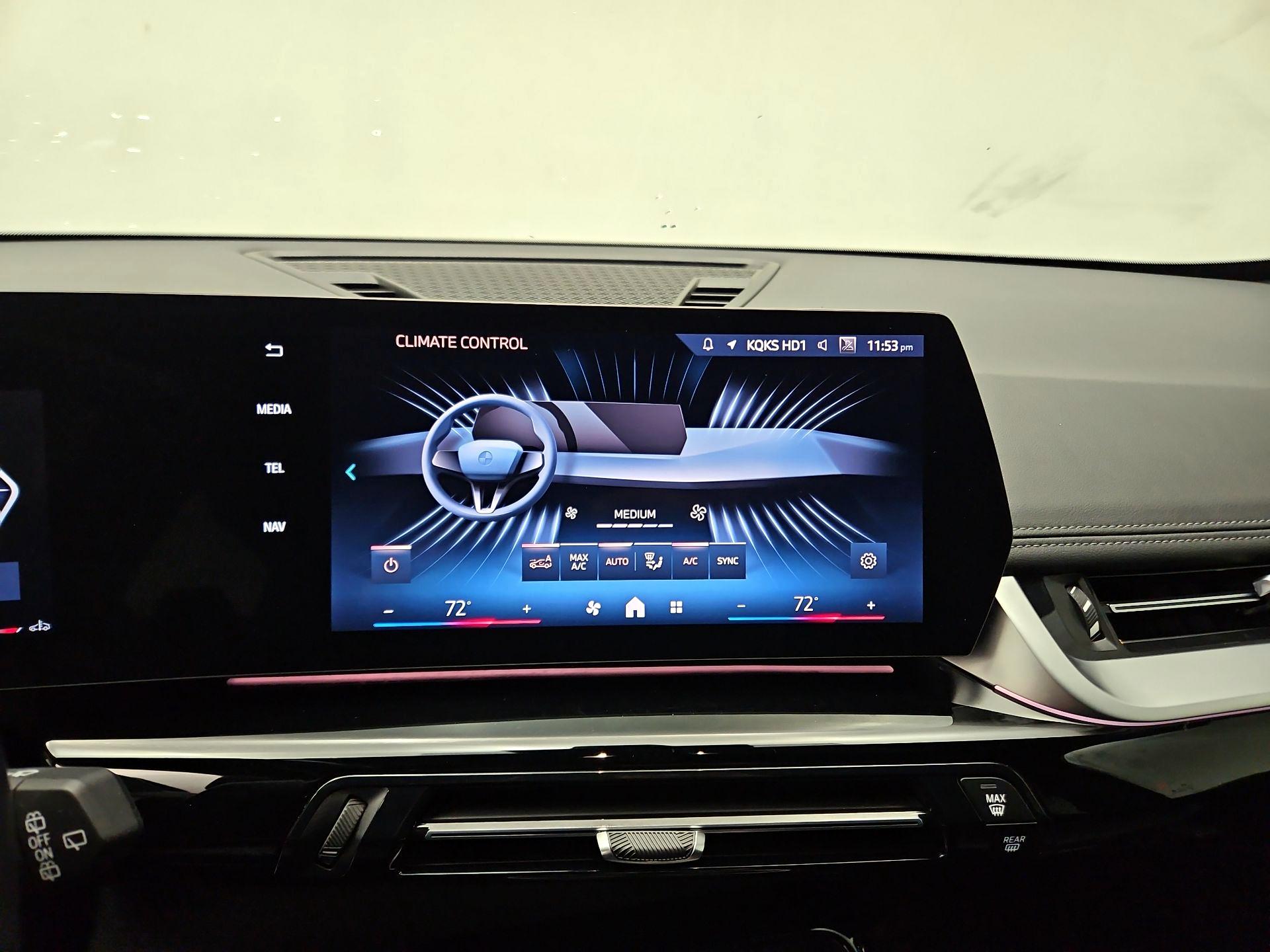Thumbnail: 2024 BMW X1 - 16