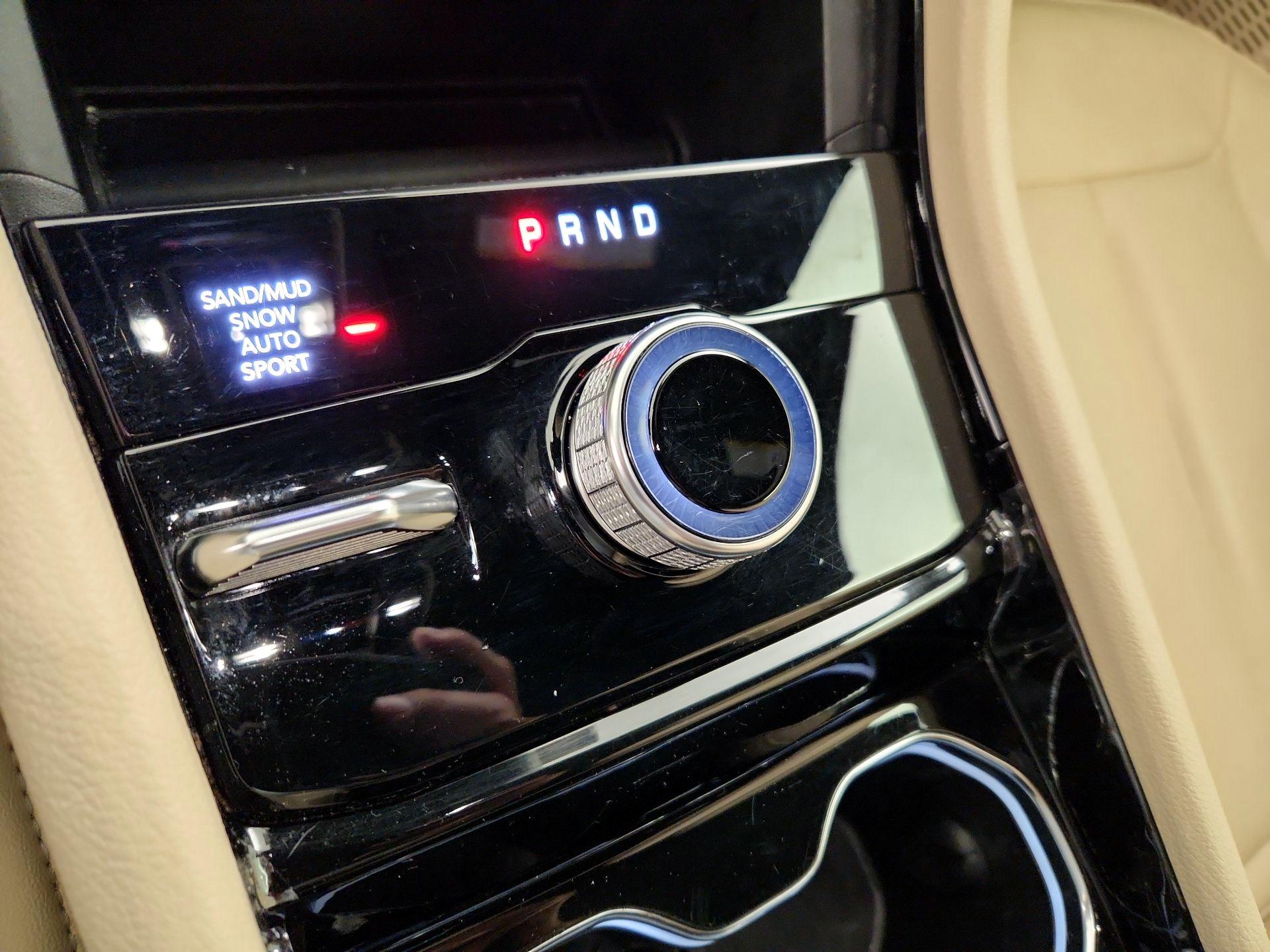 Thumbnail: 2023 Jeep Grand Cherokee - 18