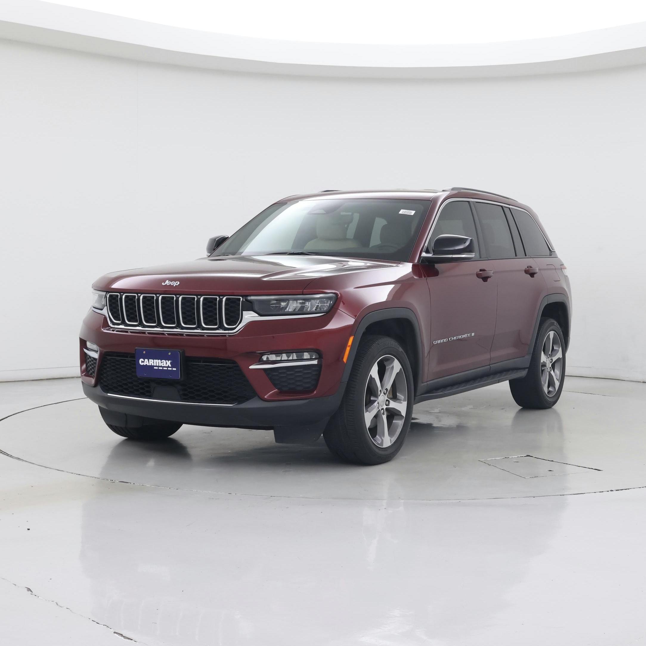 Thumbnail: 2023 Jeep Grand Cherokee - 4