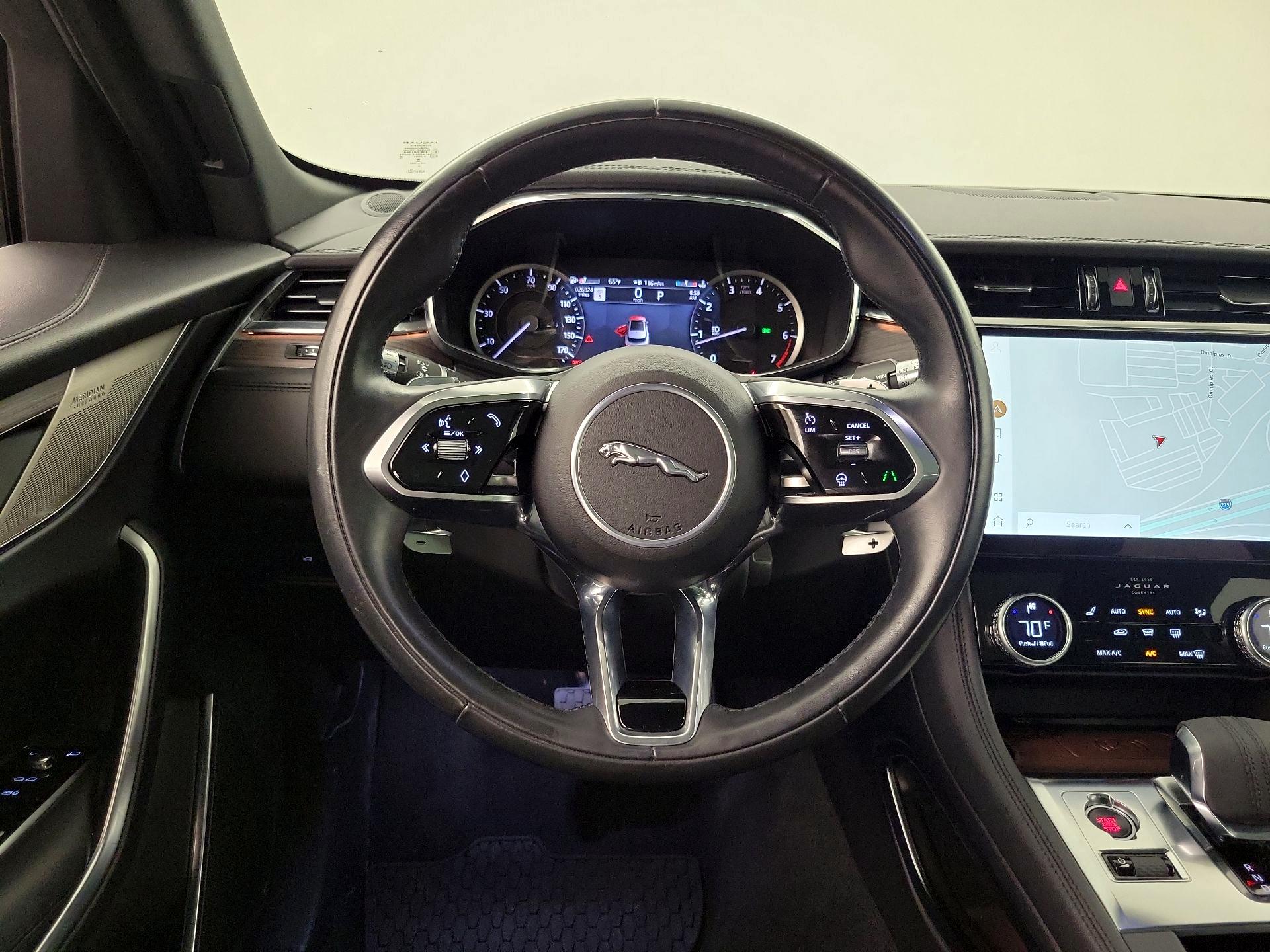 Thumbnail: 2022 Jaguar F-Pace - 10