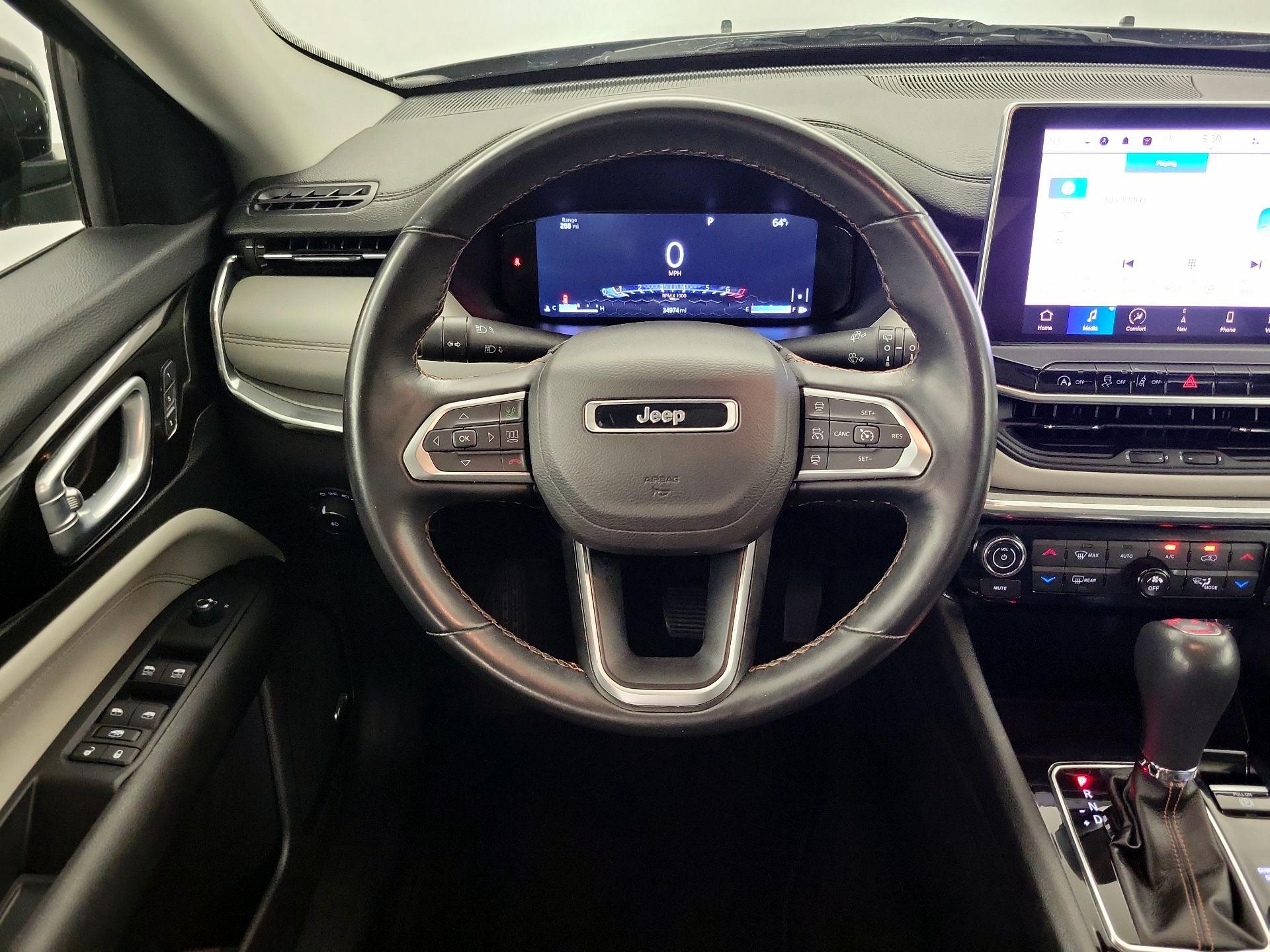 Thumbnail: 2022 Jeep Compass - 10