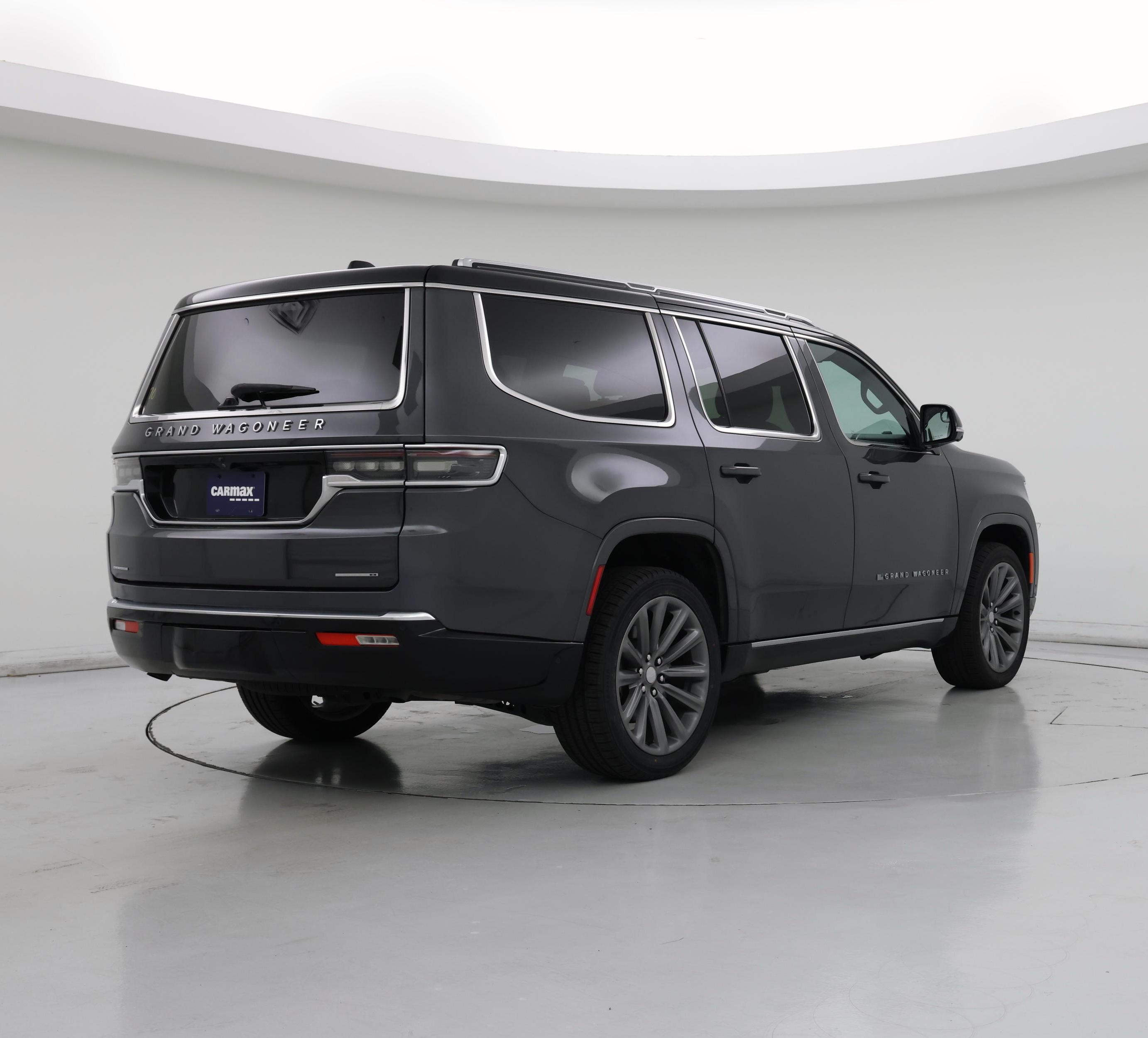 Thumbnail: 2023 Jeep Grand Wagoneer - 8