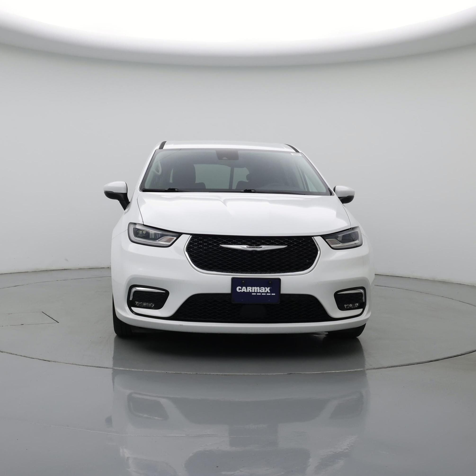 Thumbnail: 2023 Chrysler Pacifica - 5