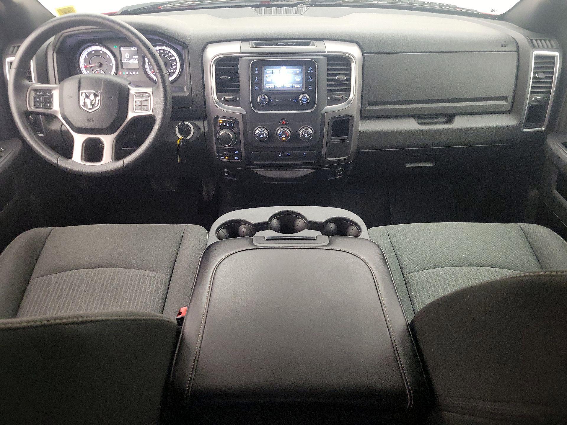 Thumbnail: 2022 RAM 1500 Classic - 9