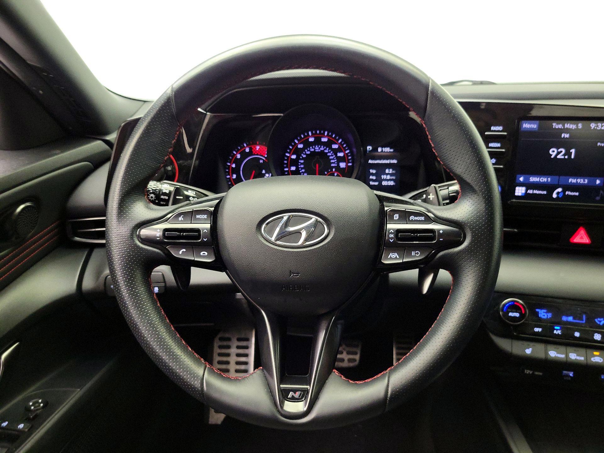 Thumbnail: 2022 Hyundai Elantra - 10