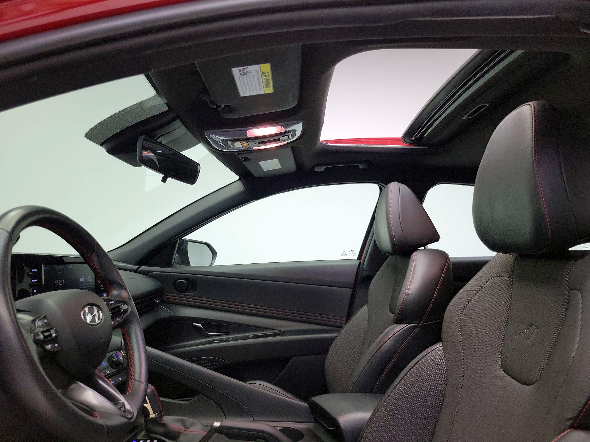 Thumbnail: 2022 Hyundai Elantra - 18