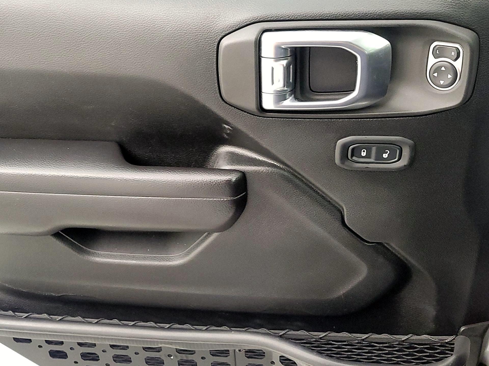 Thumbnail: 2021 Jeep Wrangler - 12