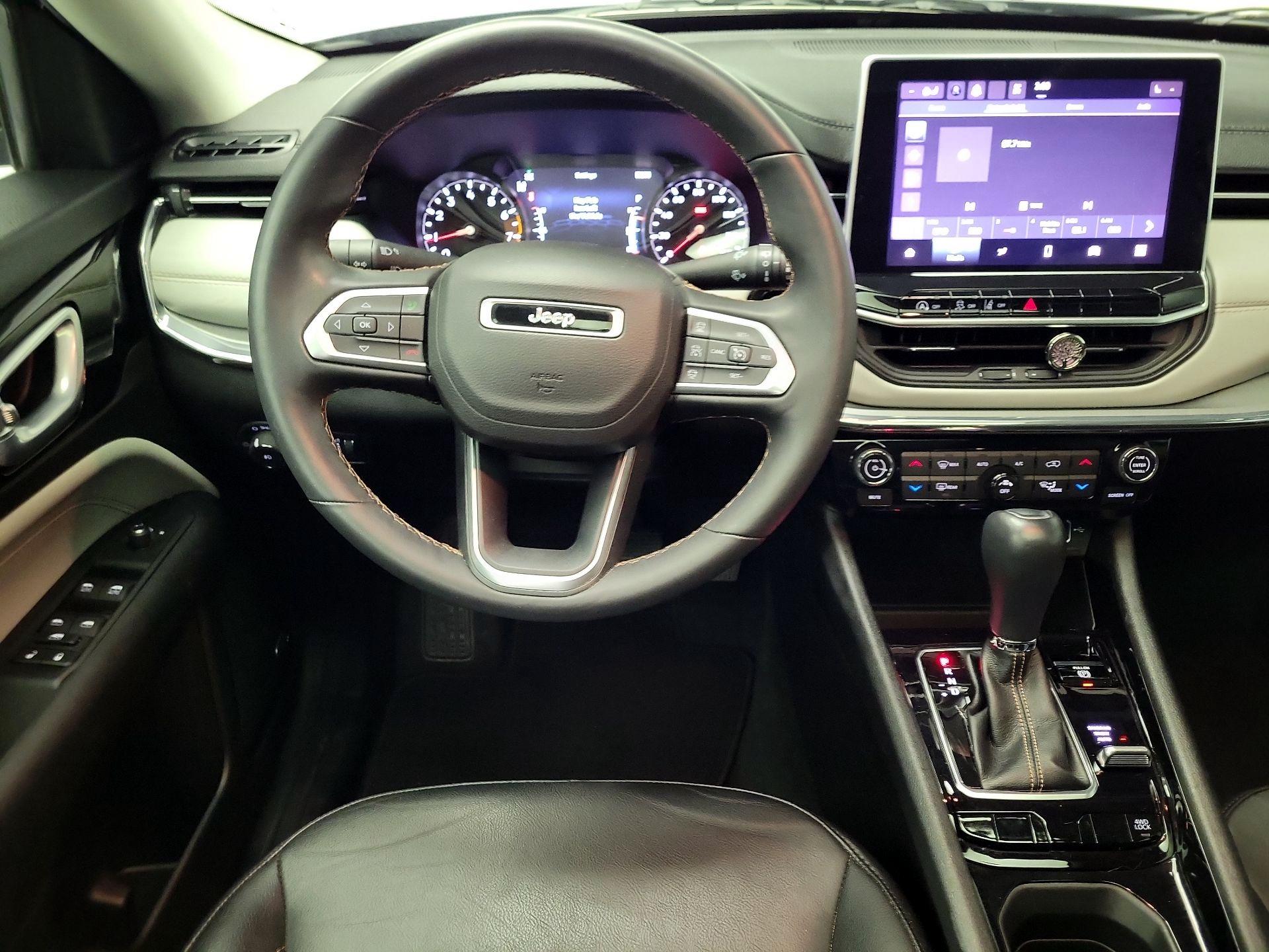 Thumbnail: 2022 Jeep Compass - 10