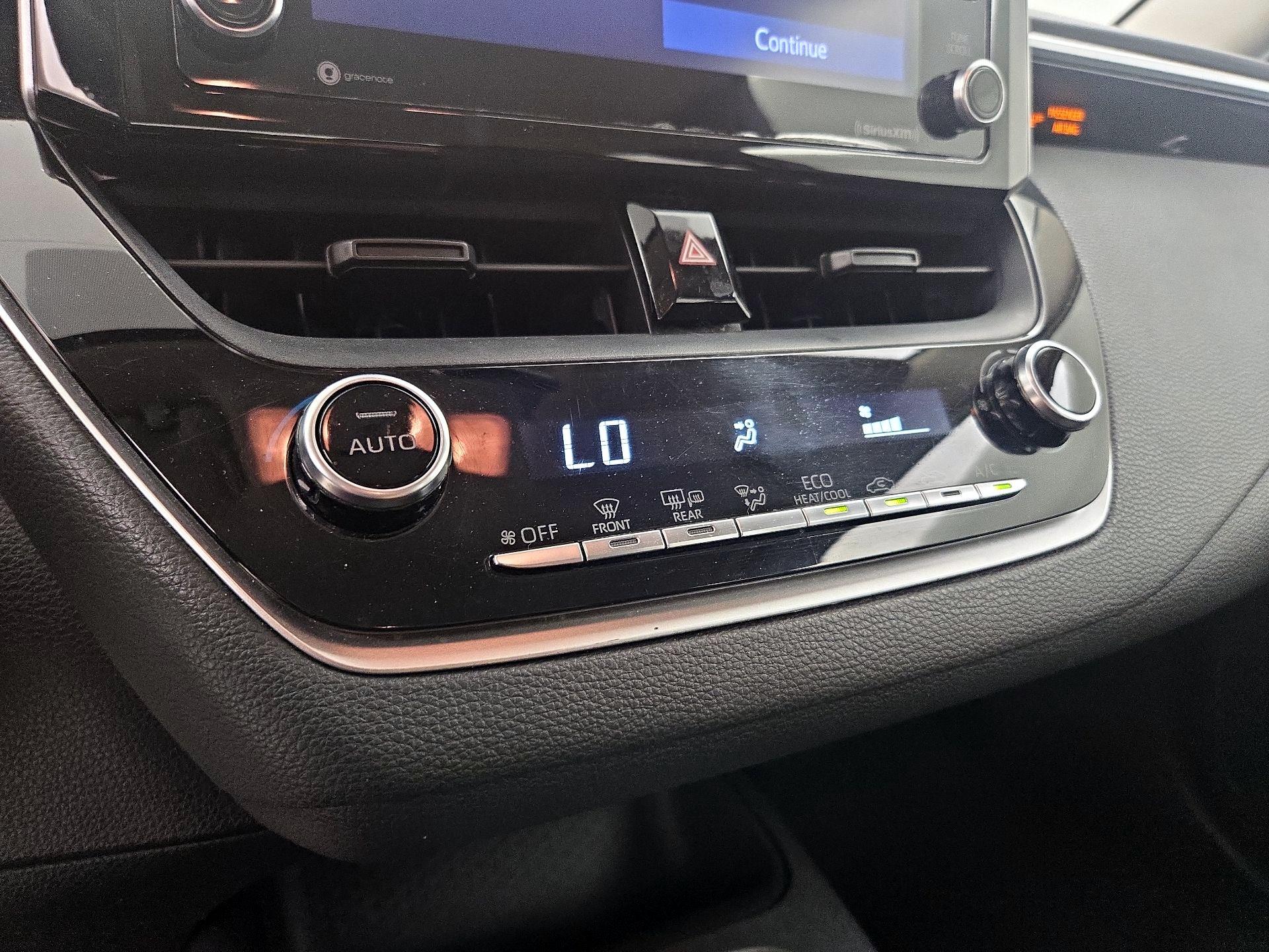 Thumbnail: 2021 Toyota Corolla - 16
