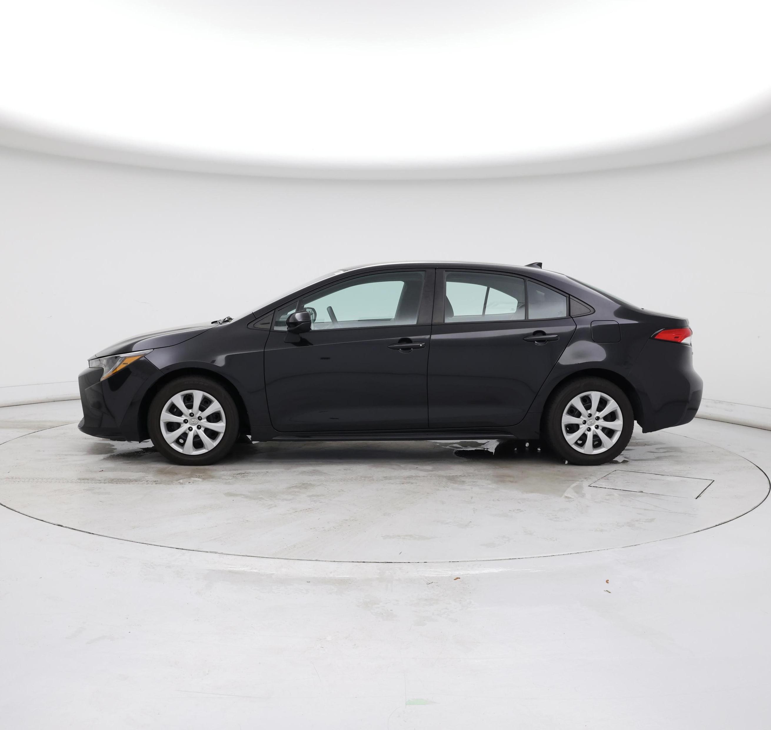 Thumbnail: 2021 Toyota Corolla - 3