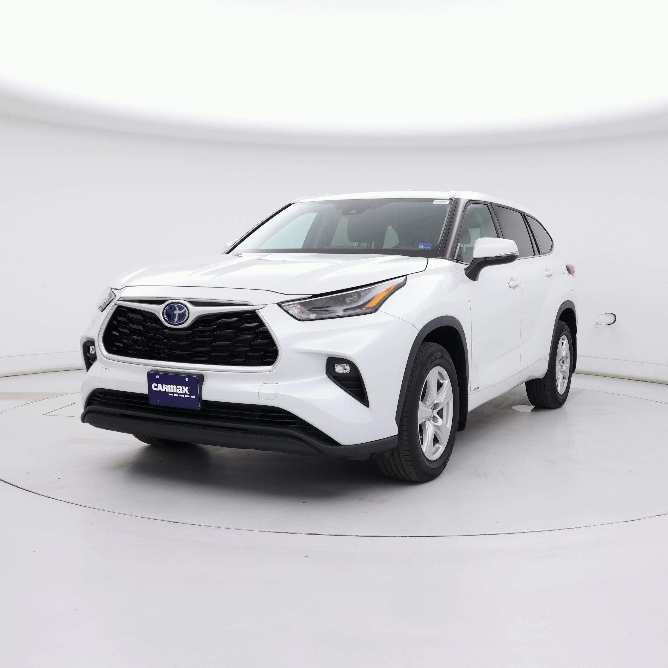 Thumbnail: 2022 Toyota Highlander - 4