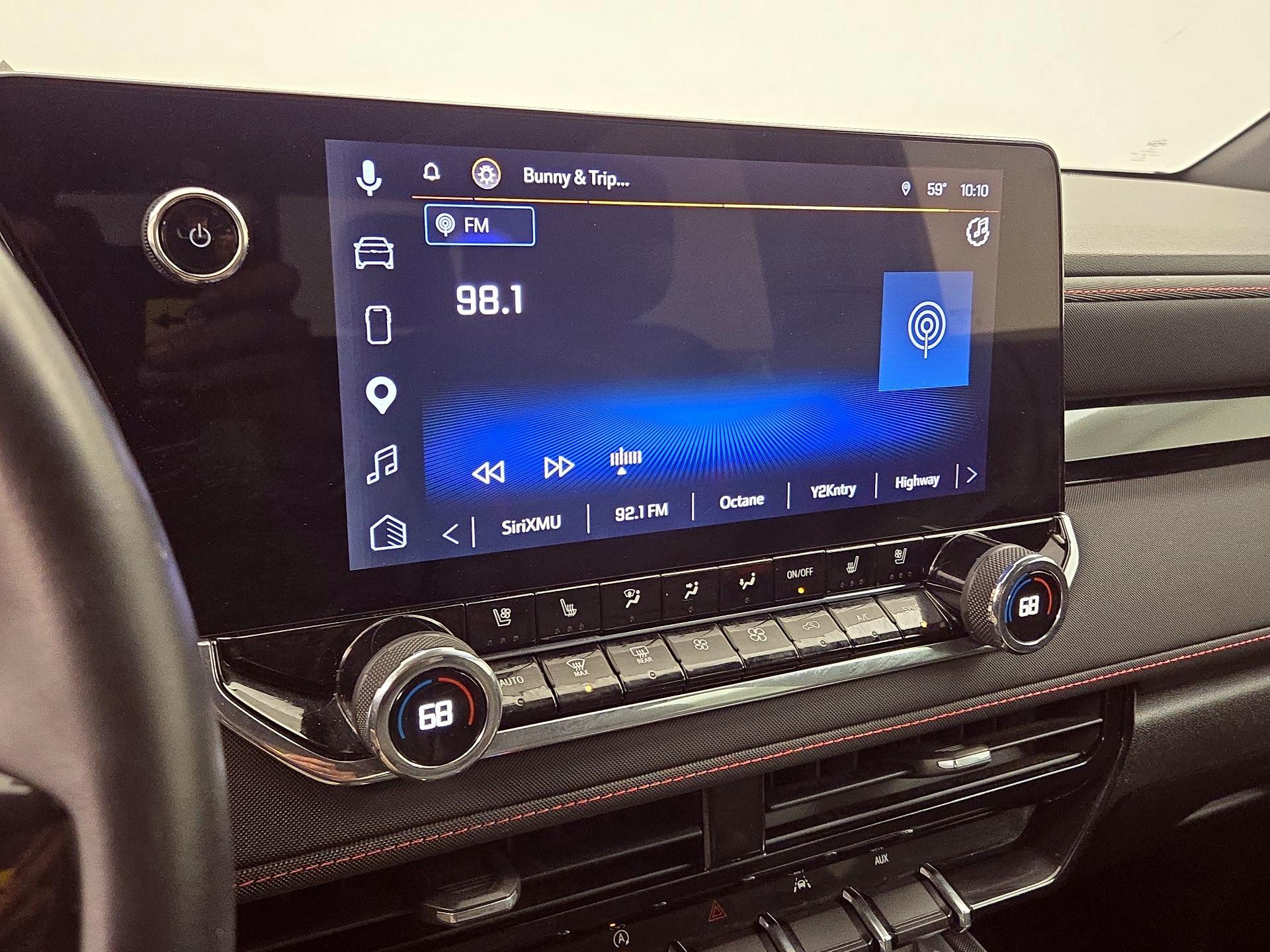 Thumbnail: 2023 Chevrolet Colorado - 16