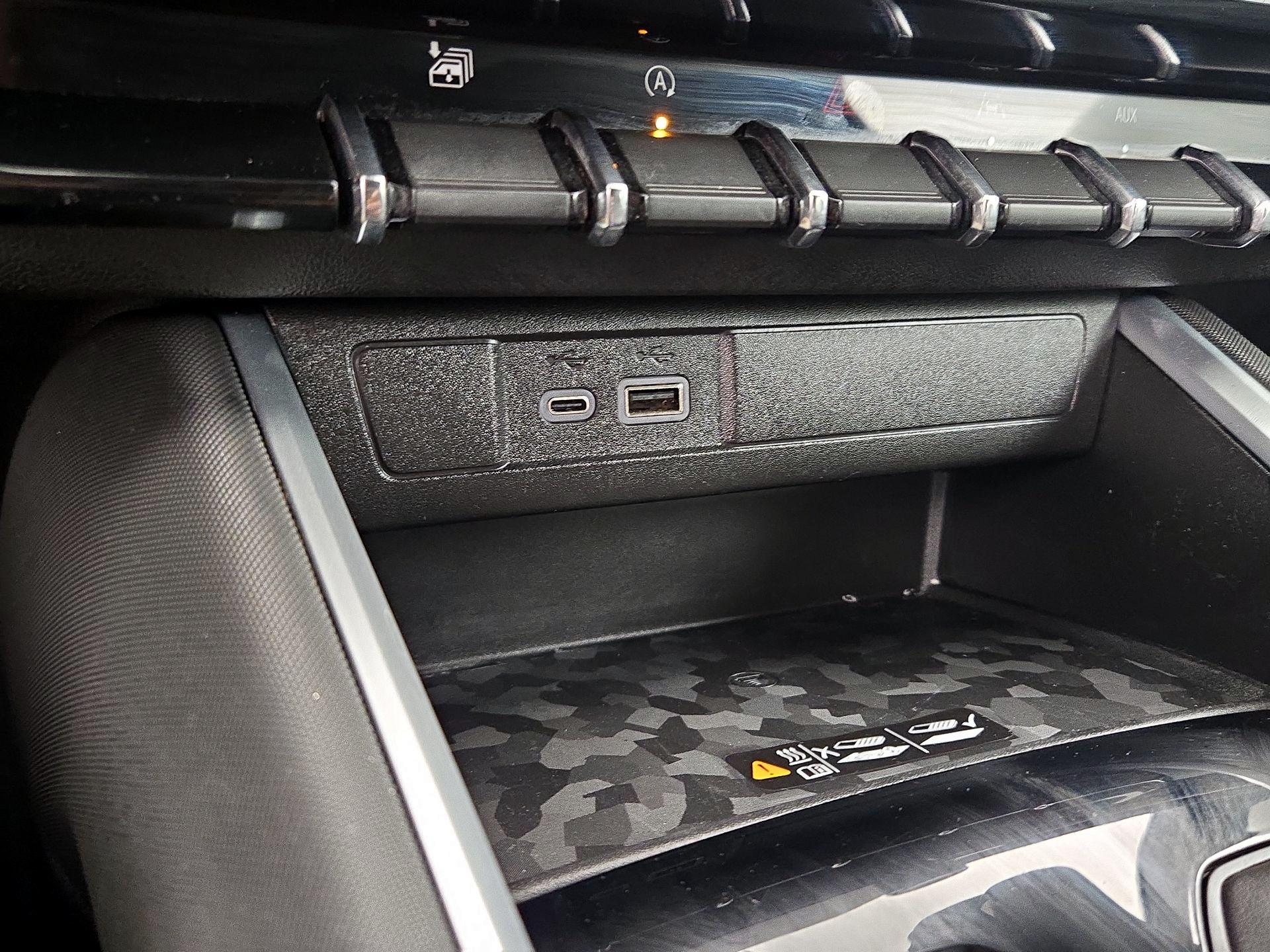 Thumbnail: 2023 Chevrolet Colorado - 19