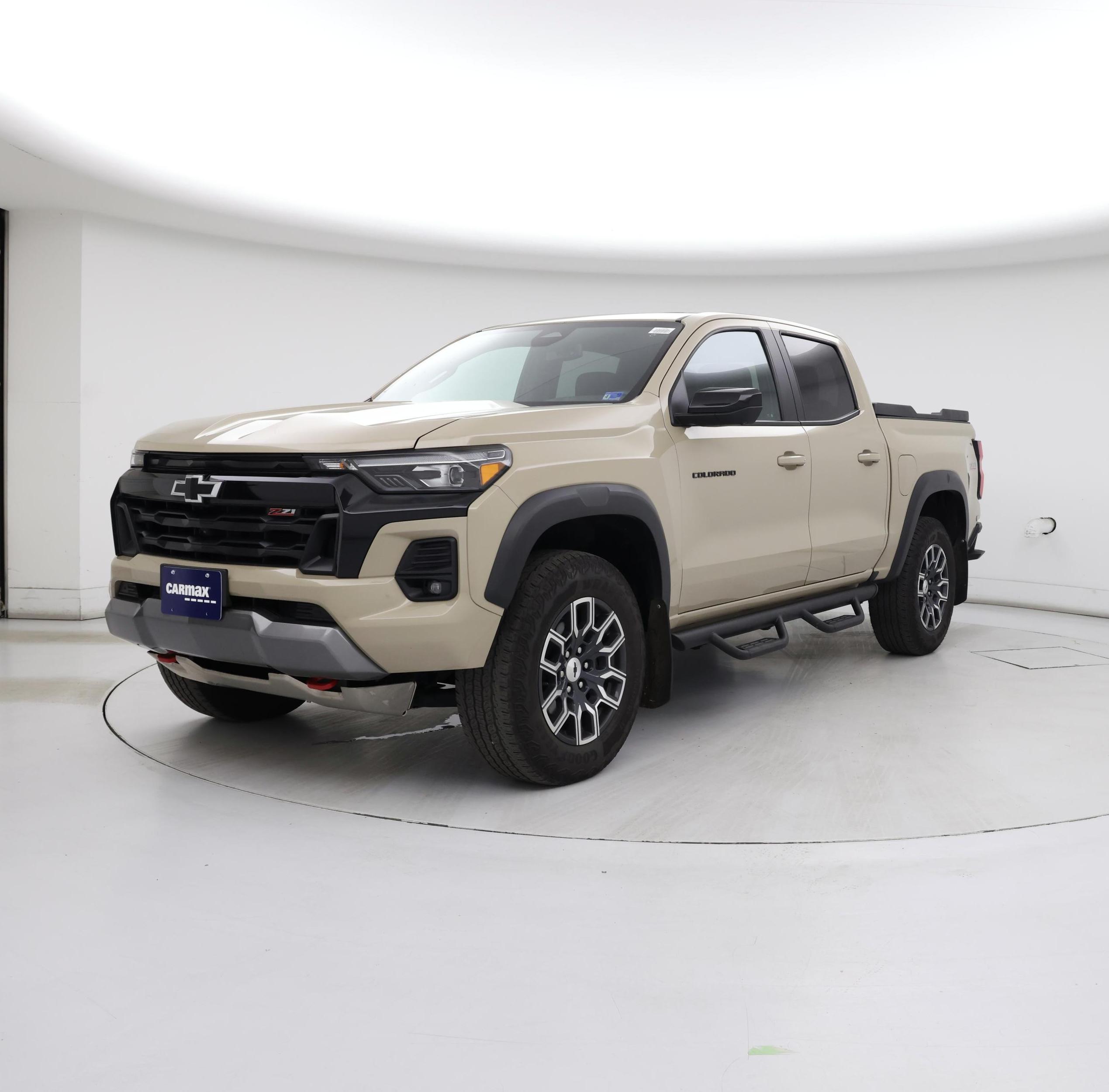 Thumbnail: 2023 Chevrolet Colorado - 4