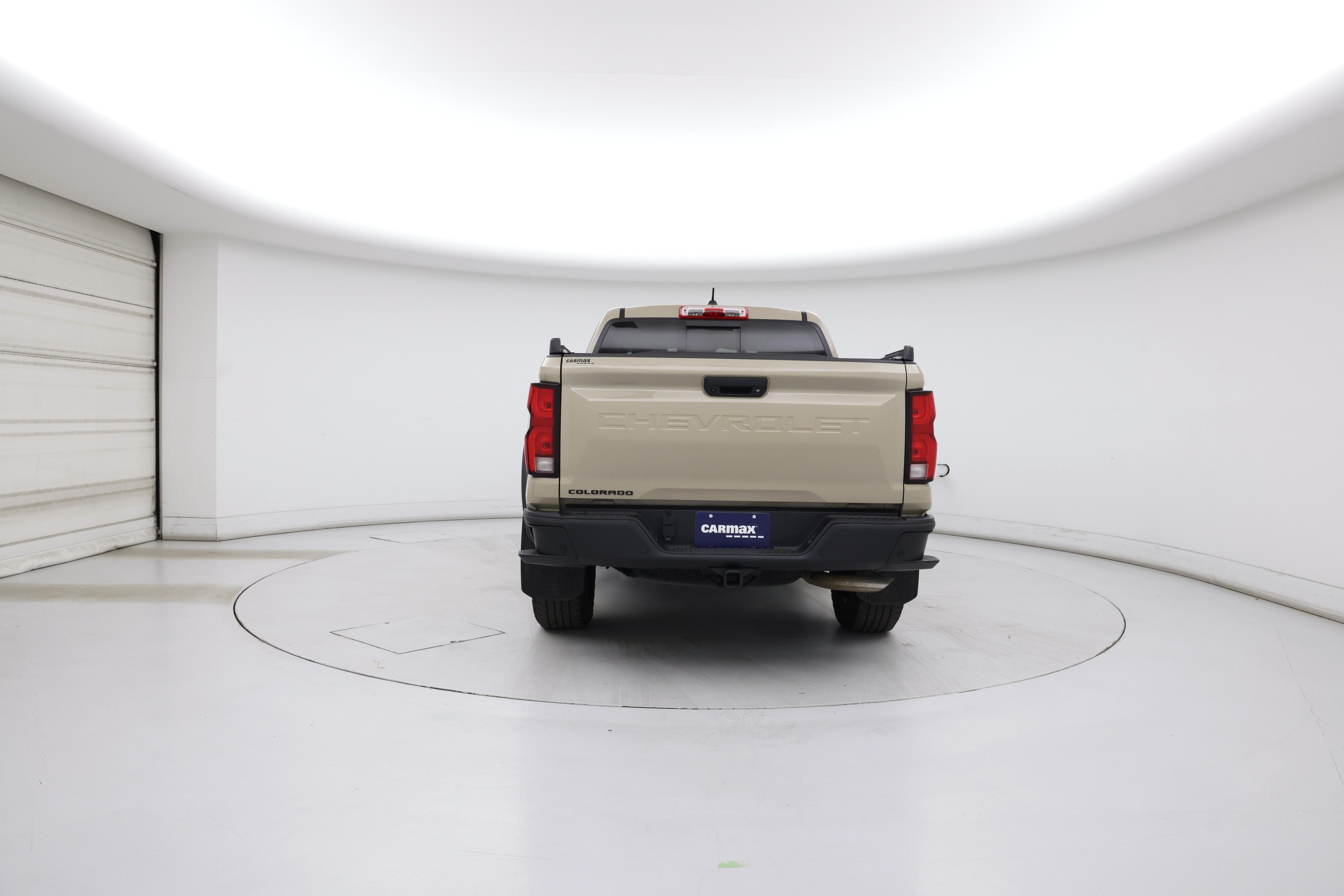 Thumbnail: 2023 Chevrolet Colorado - 6