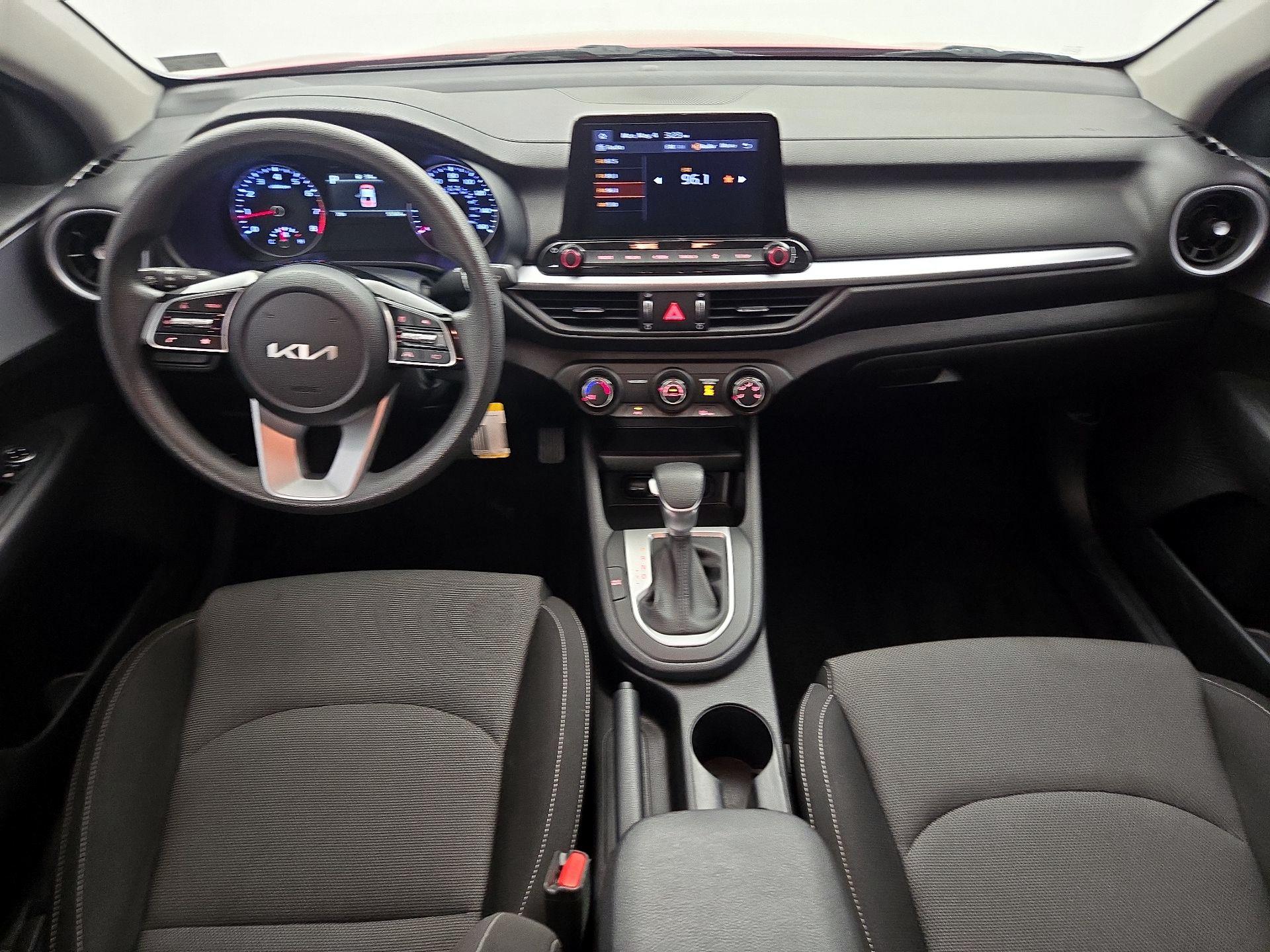 Thumbnail: 2024 Kia Forte - 9