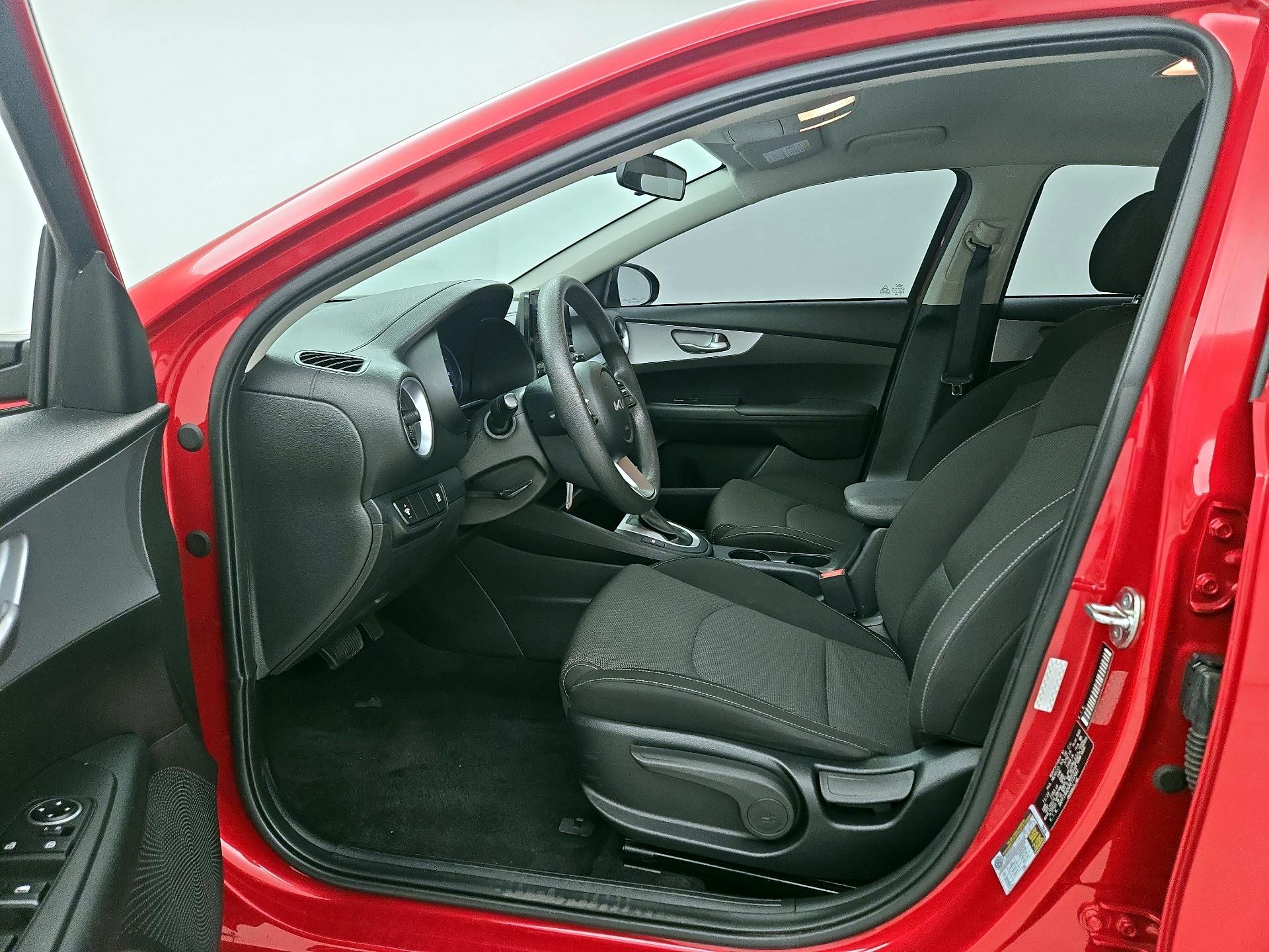 Thumbnail: 2024 Kia Forte - 11