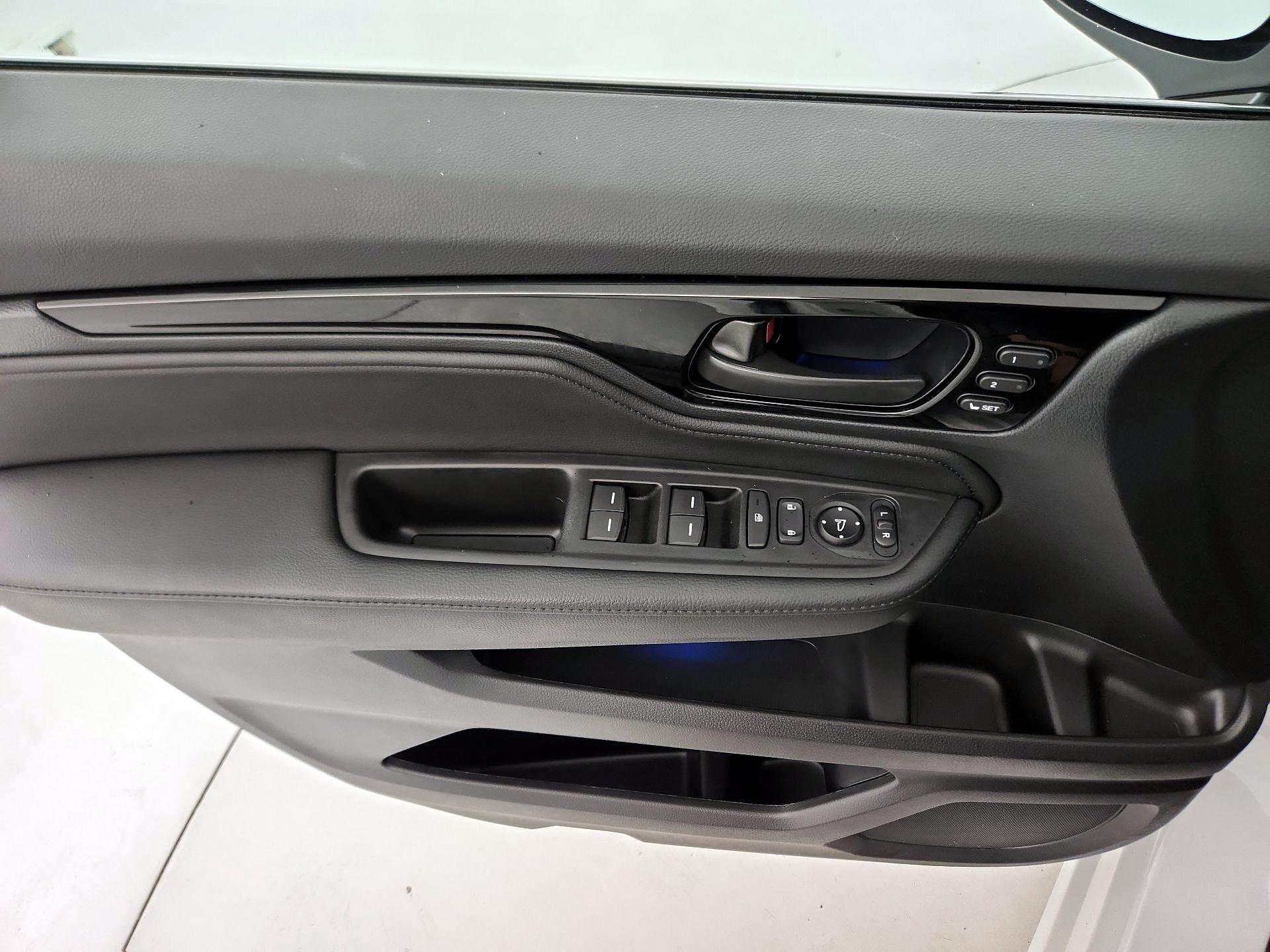 Thumbnail: 2025 Honda Odyssey - 10