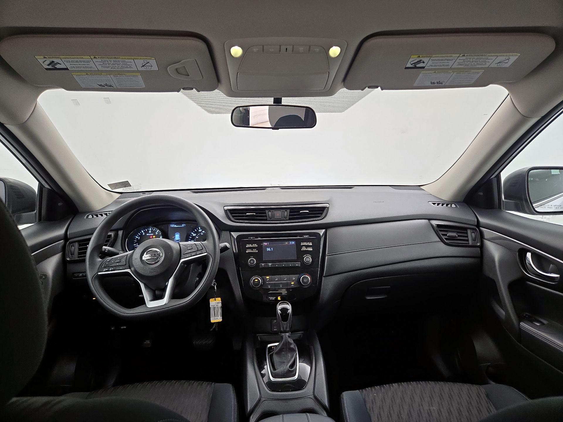 Thumbnail: 2017 Nissan Rogue - 9