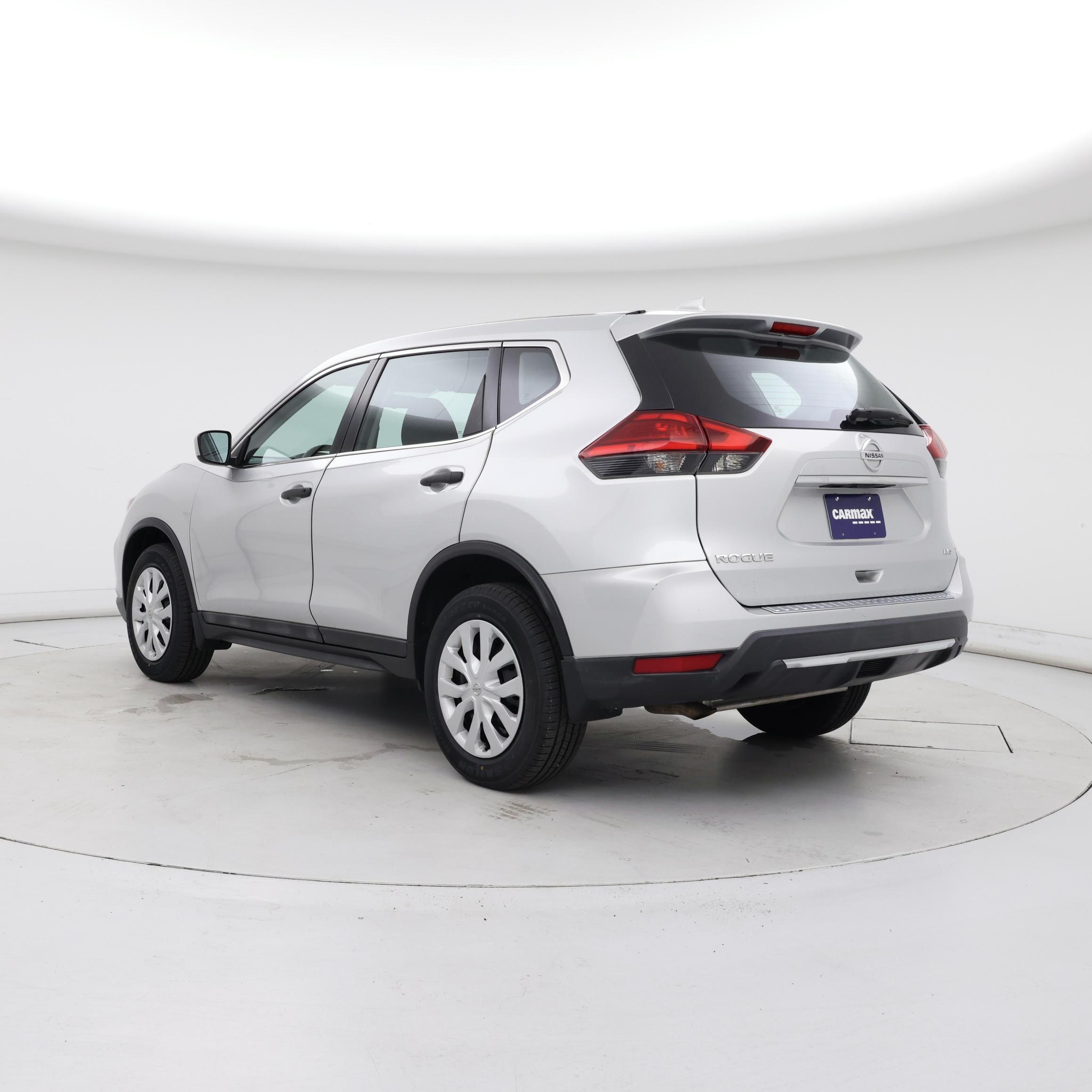 Thumbnail: 2017 Nissan Rogue - 2