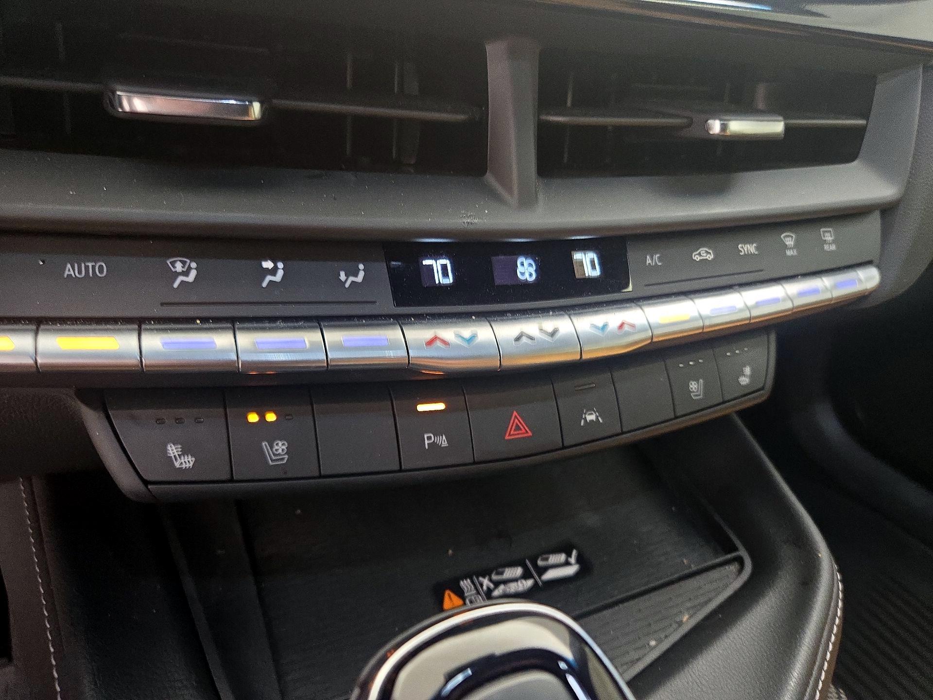 Thumbnail: 2024 Cadillac CT4 - 17